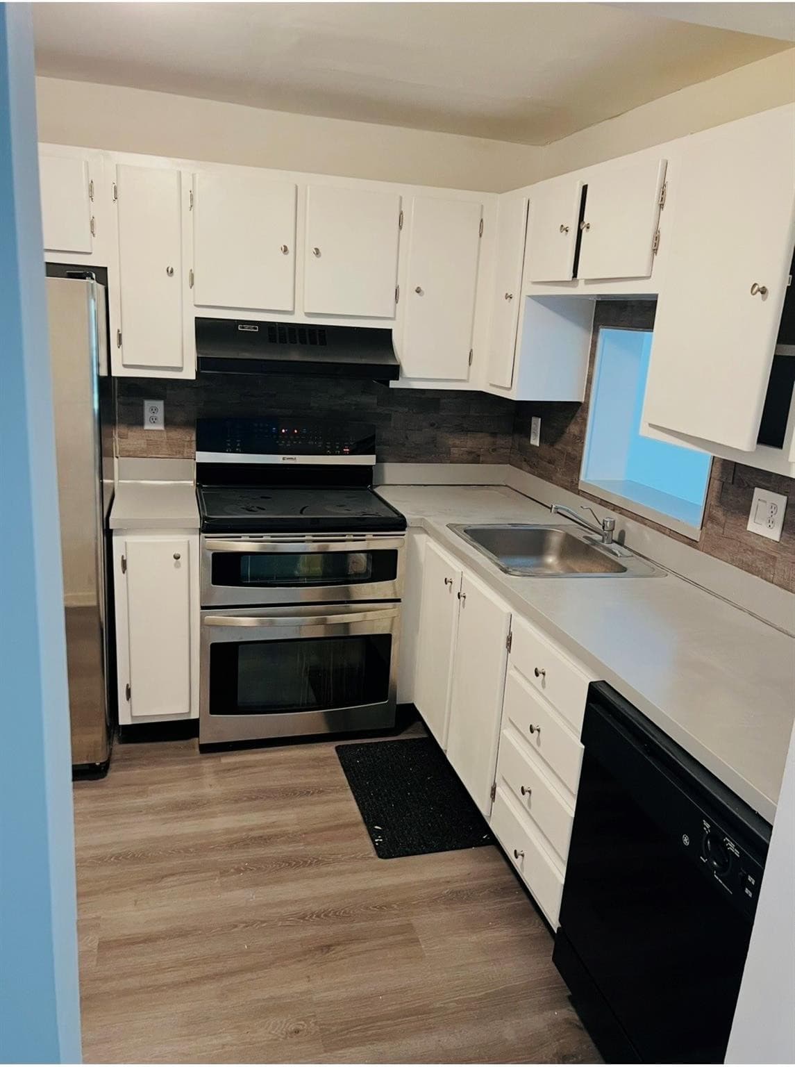 6301 N University Drive 204, Tamarac, FL 33321 — photo 2 of 17