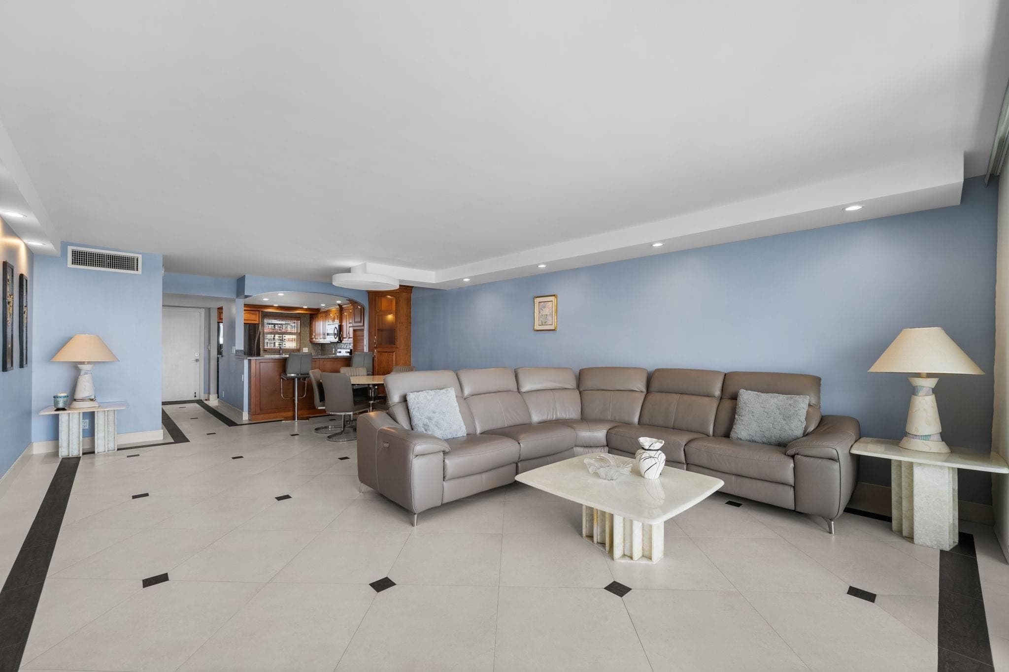 511 Bayshore Drive 904, Fort Lauderdale, FL 33304 — photo 6 of 62