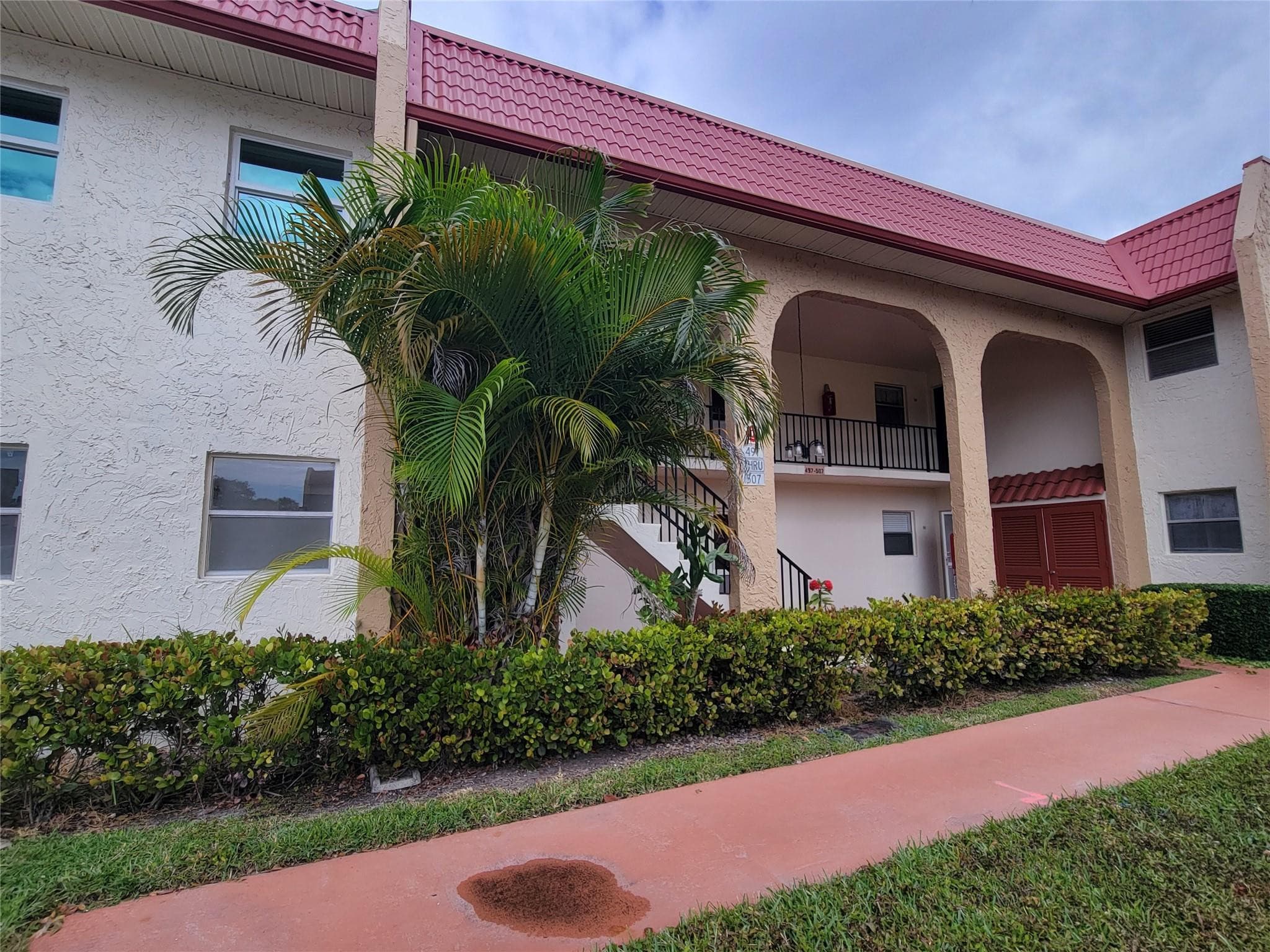 497 Lake Dora Drive 497, West Palm Beach, FL 33411 — photo 13 of 30