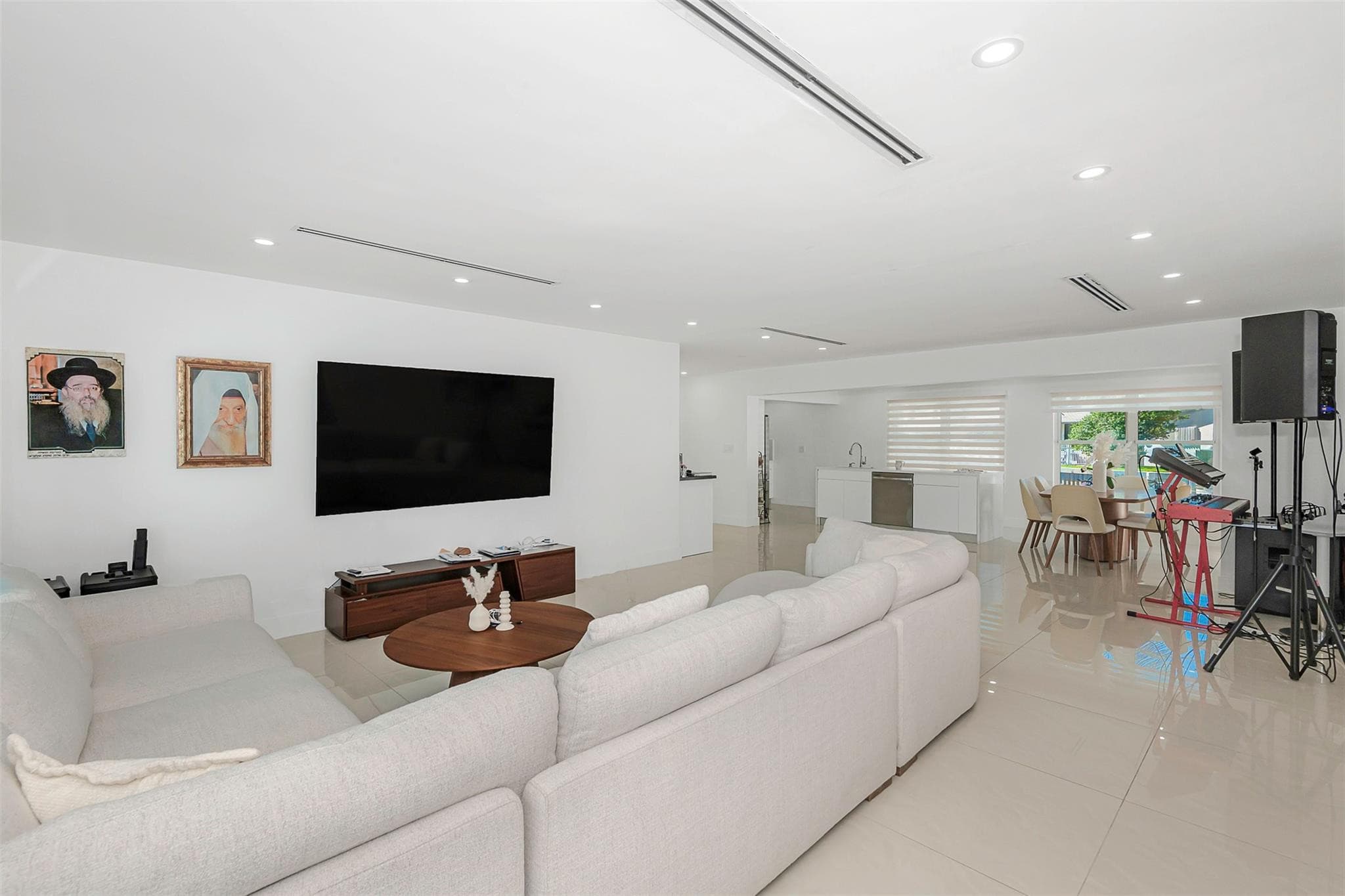 825 Argonaut Isle, Dania Beach, FL 33004 — photo 4 of 29