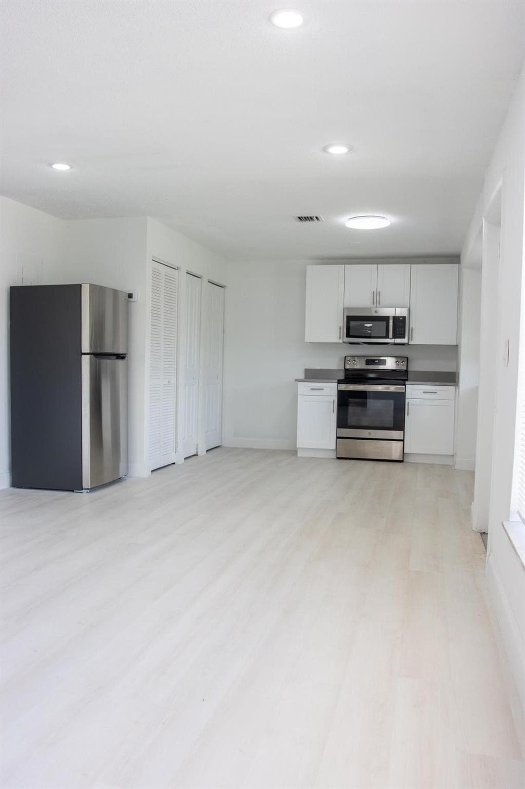 320 NW 4th Avenue 1, Deerfield Beach, FL 33441 — photo 32 of 33