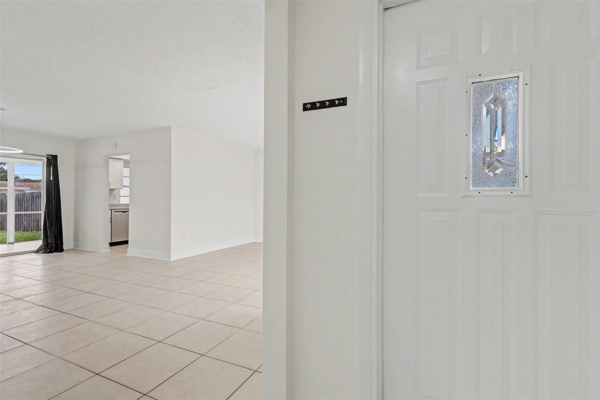 6821-6825 NW 11th Place 6825, Plantation, FL 33317 — photo 12 of 39