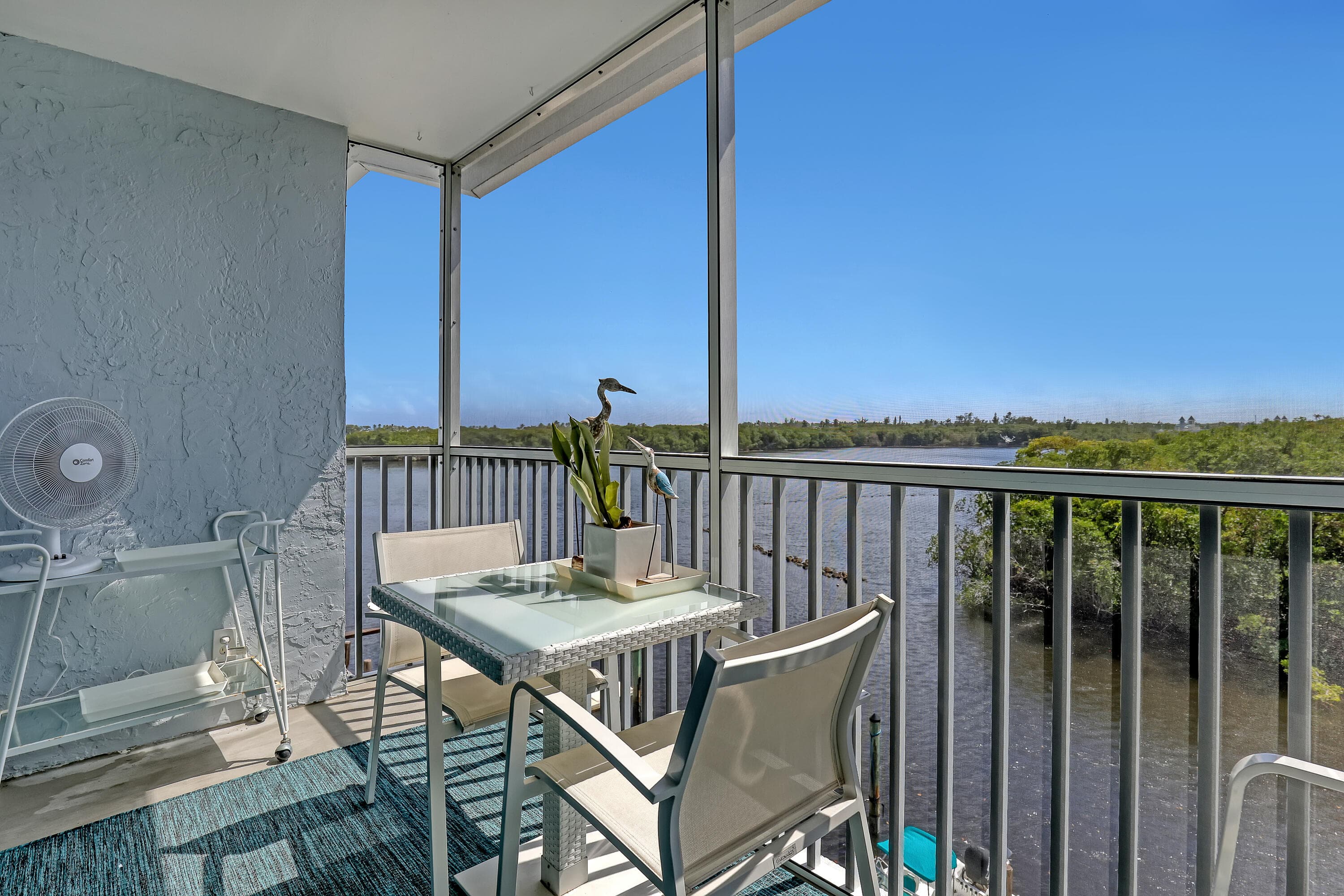 689 NE 6th Court 402, Boynton Beach, FL 33435 — photo 20 of 25