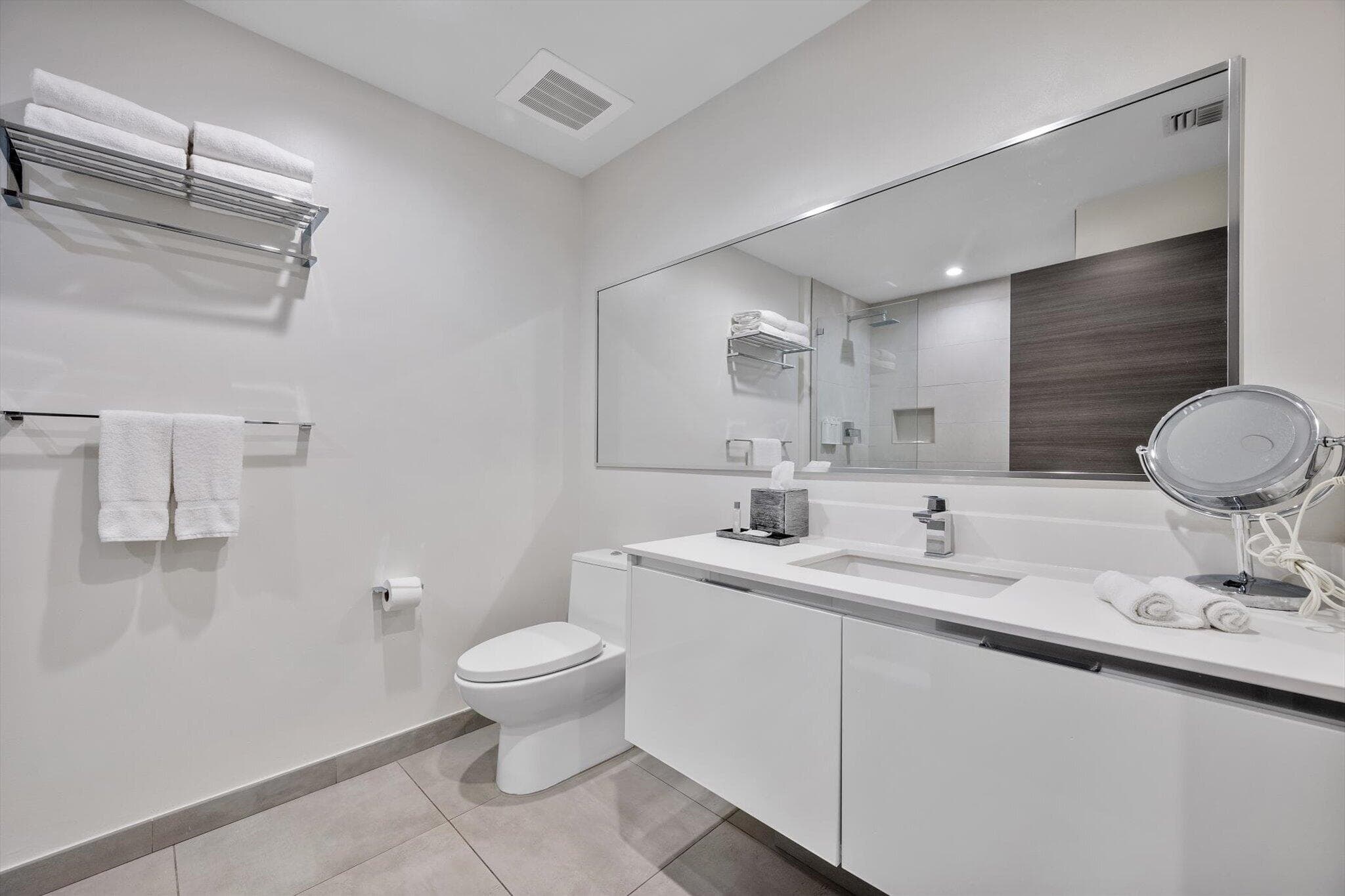 777 N Ocean Drive Unit S404, Hollywood, FL 33019 — photo 10 of 32