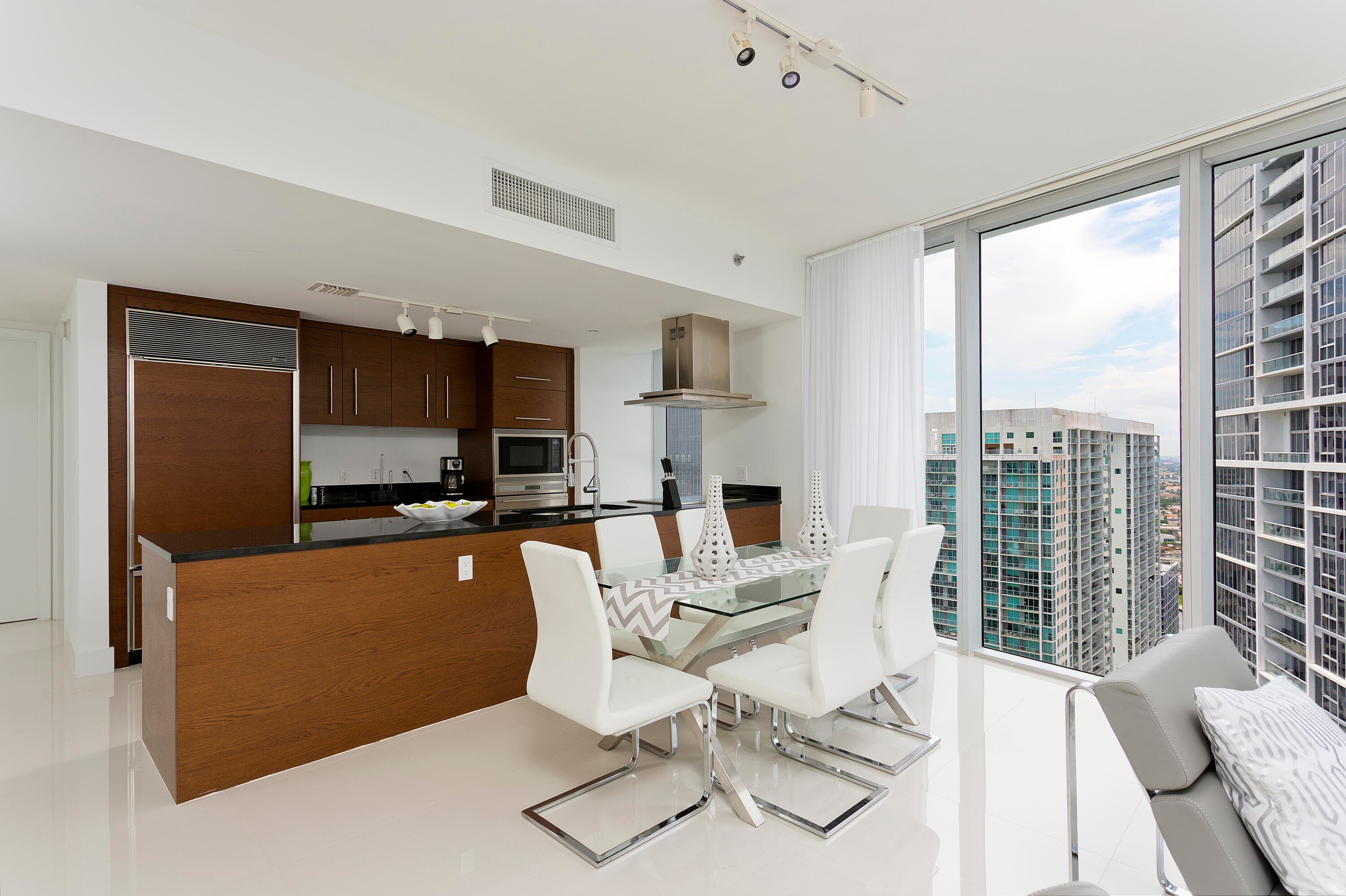 495 Brickell Avenue 4010, Miami, FL 33131 — photo 6 of 6