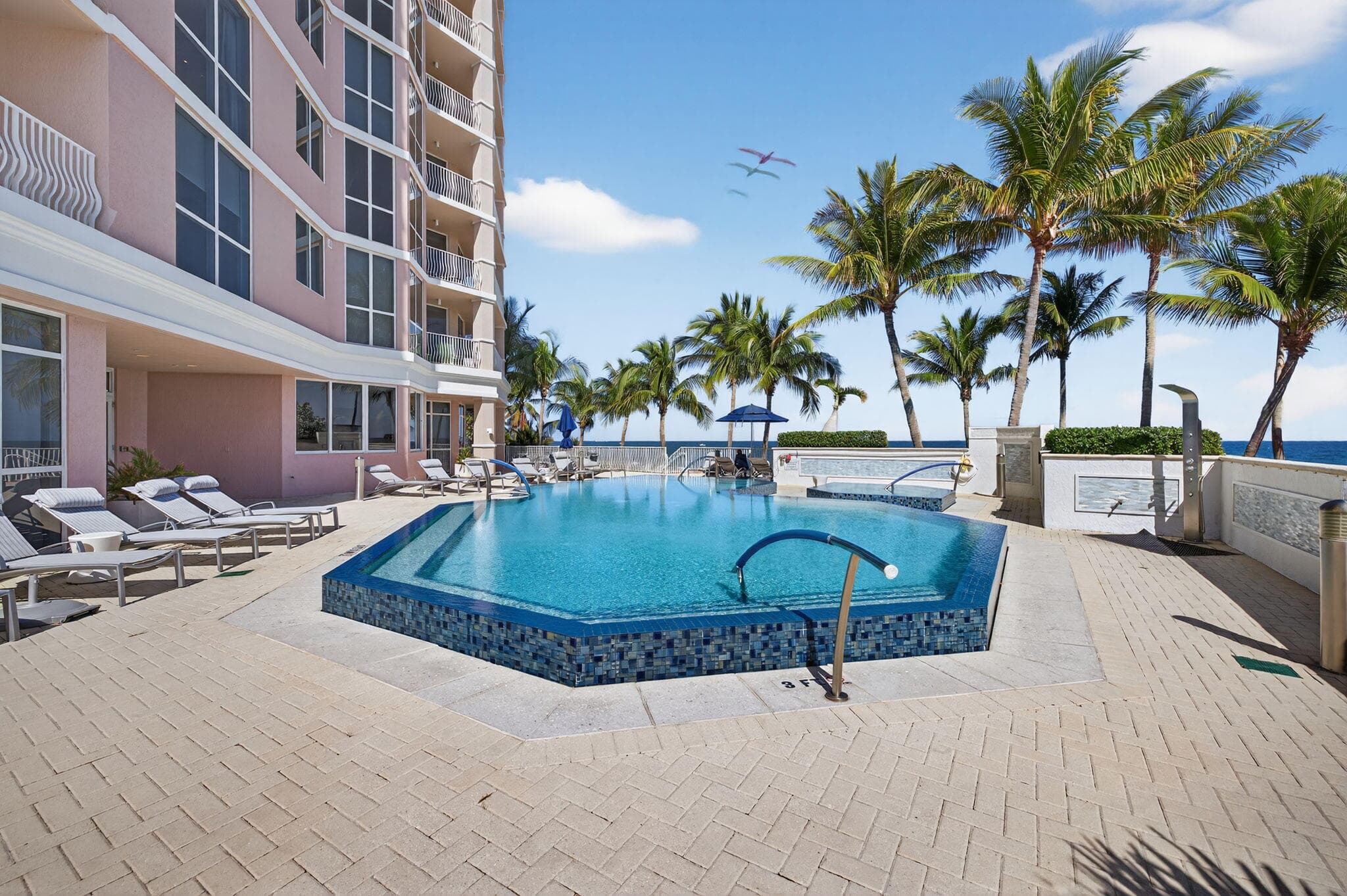 1460 S Ocean Boulevard 701, Lauderdale-By-The-Sea, FL 33062 — photo 85 of 103