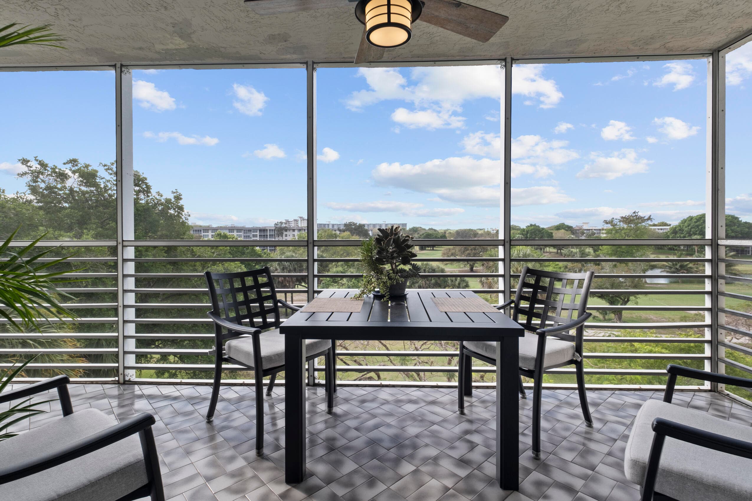 3520 Oaks Way 510, Pompano Beach, FL 33069 — photo 1 of 36