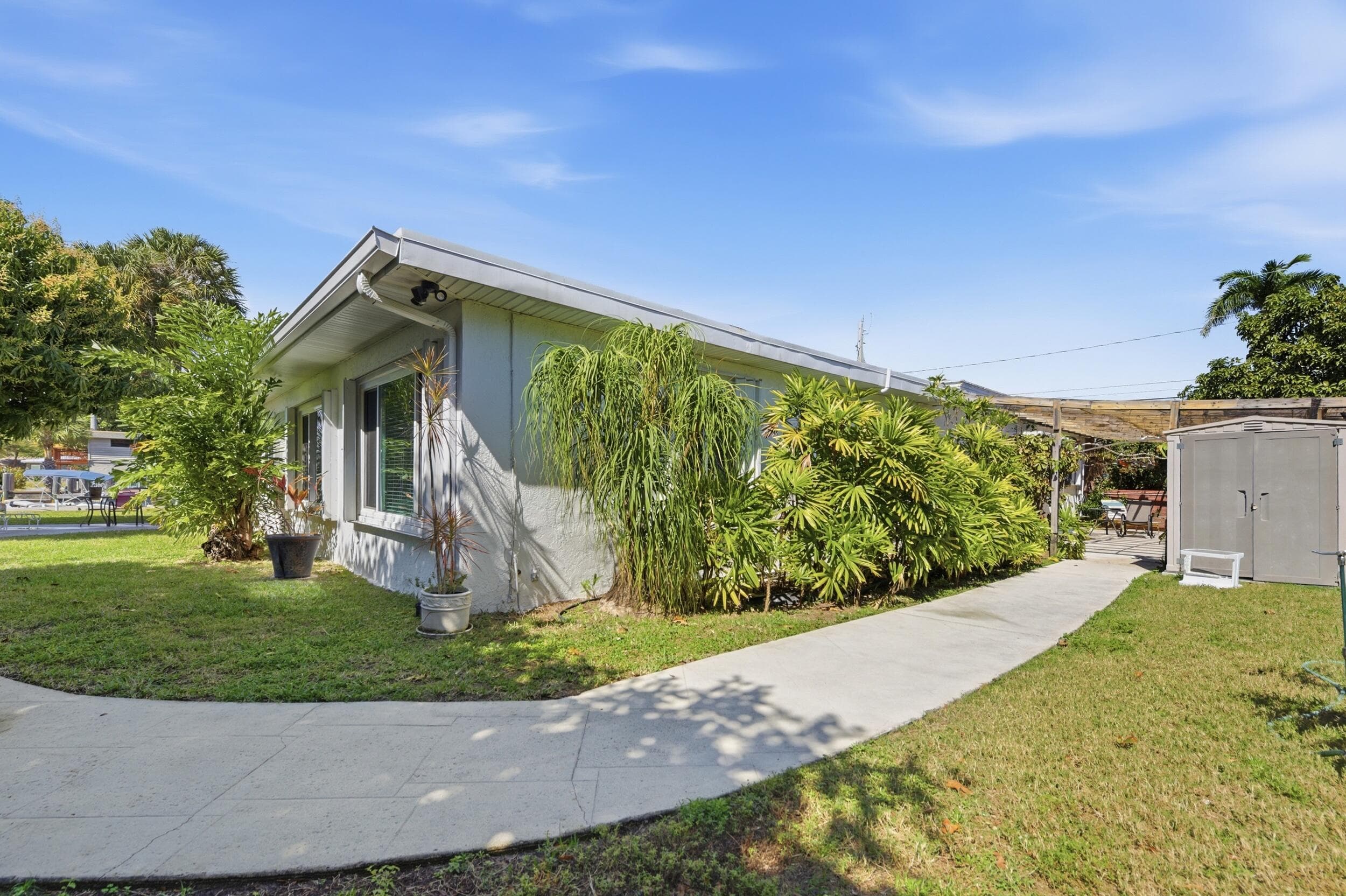 2680 NE 16th Street, Pompano Beach, FL 33062 — photo 9 of 16