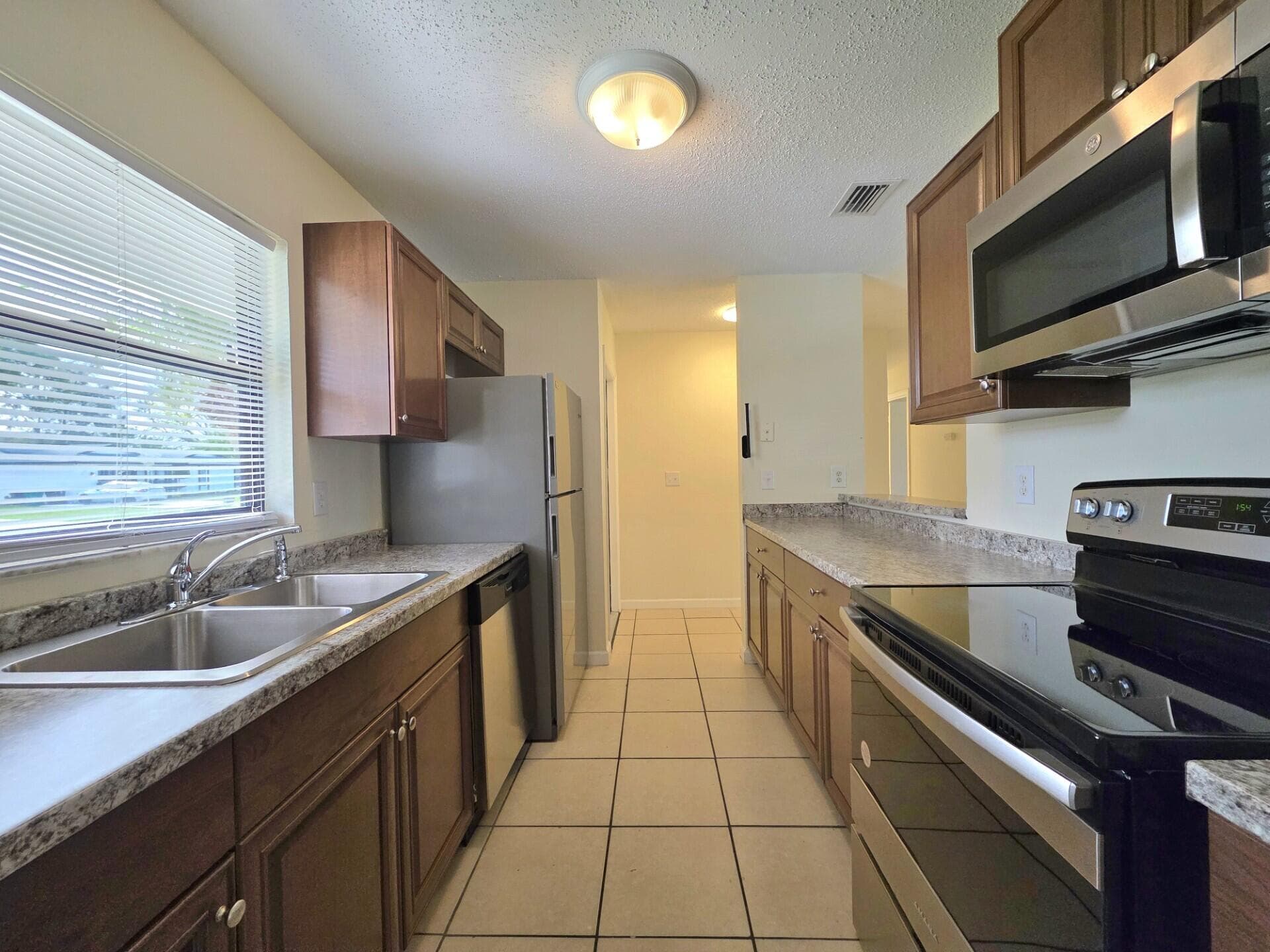 2197 SE Genoa Street, Port St. Lucie, FL 34952 — photo 5 of 36
