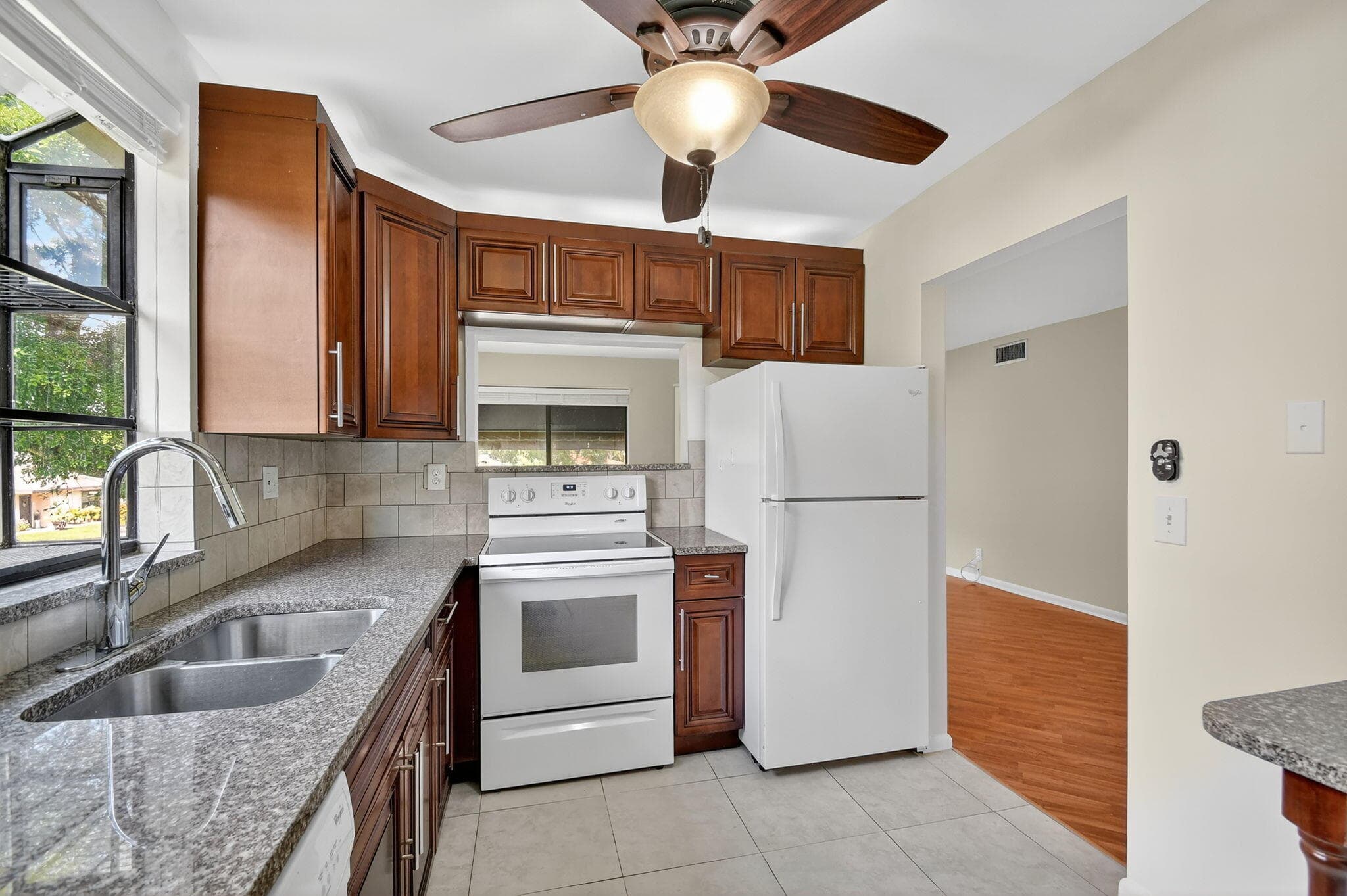 5040 Rose Hill Drive 206, Boynton Beach, FL 33437 — photo 14 of 54