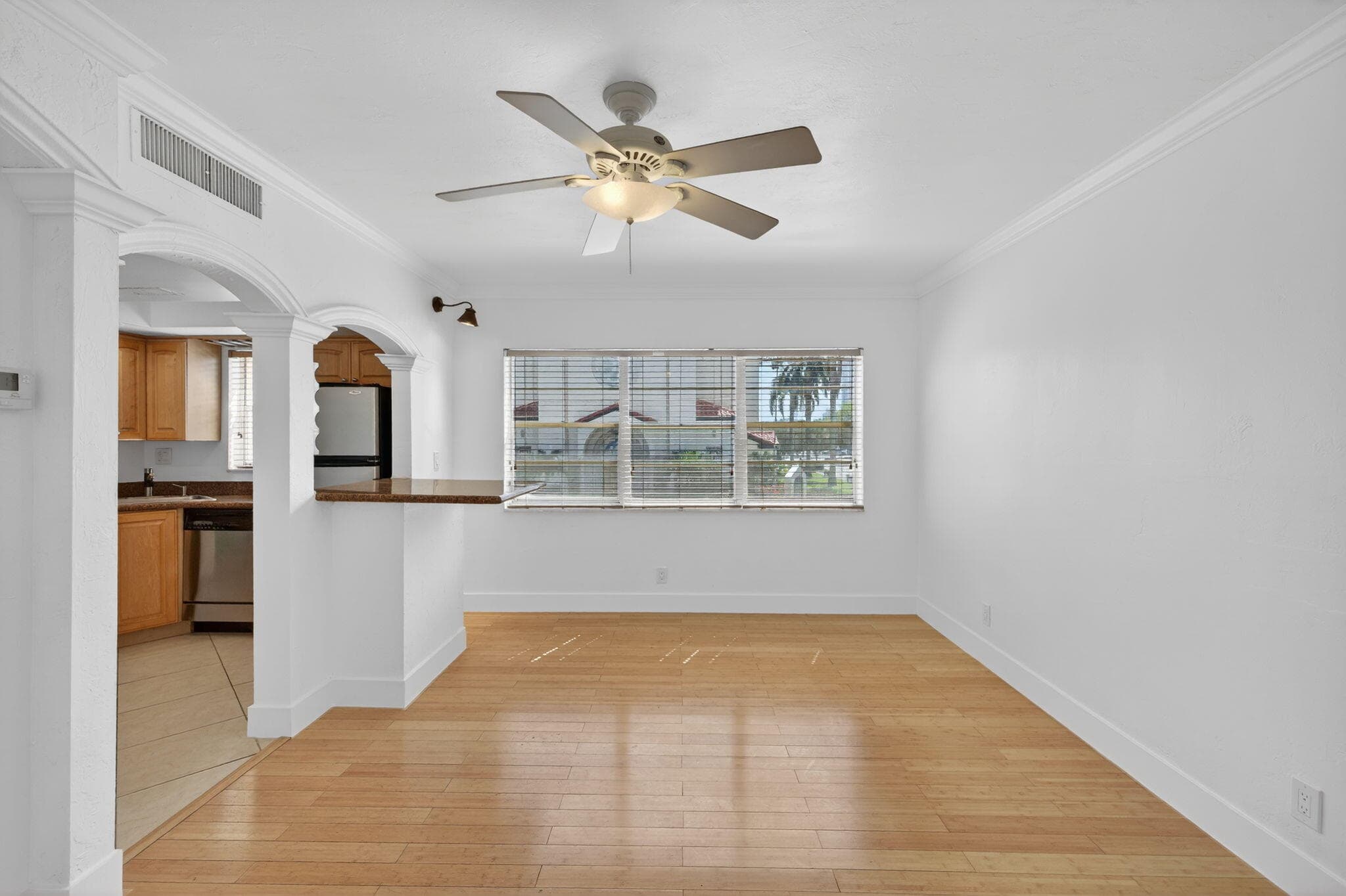 901 NE 3rd Street 205, Fort Lauderdale, FL 33301 — photo 2 of 33