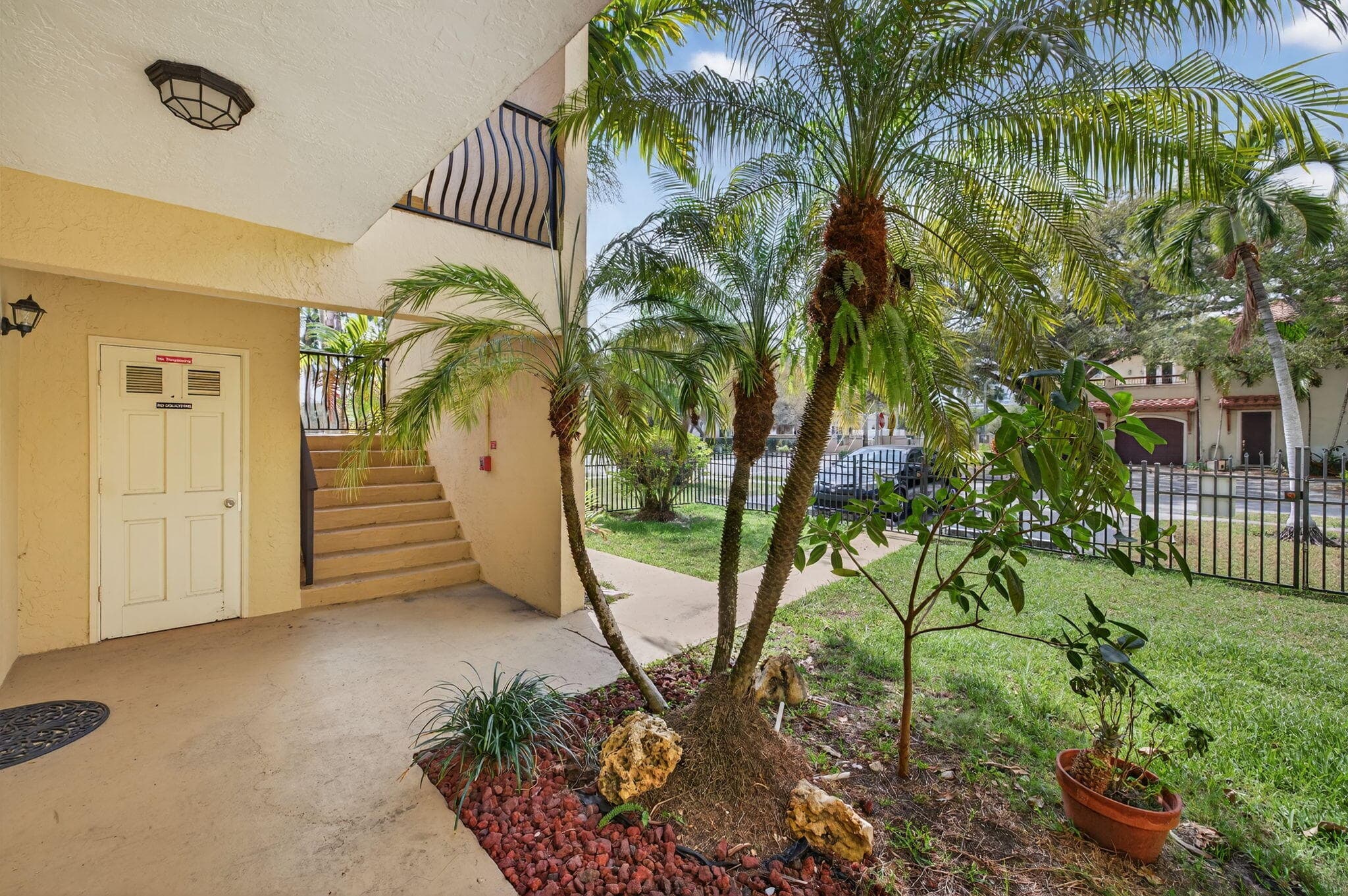 901 NE 3rd Street 205, Fort Lauderdale, FL 33301 — photo 32 of 33