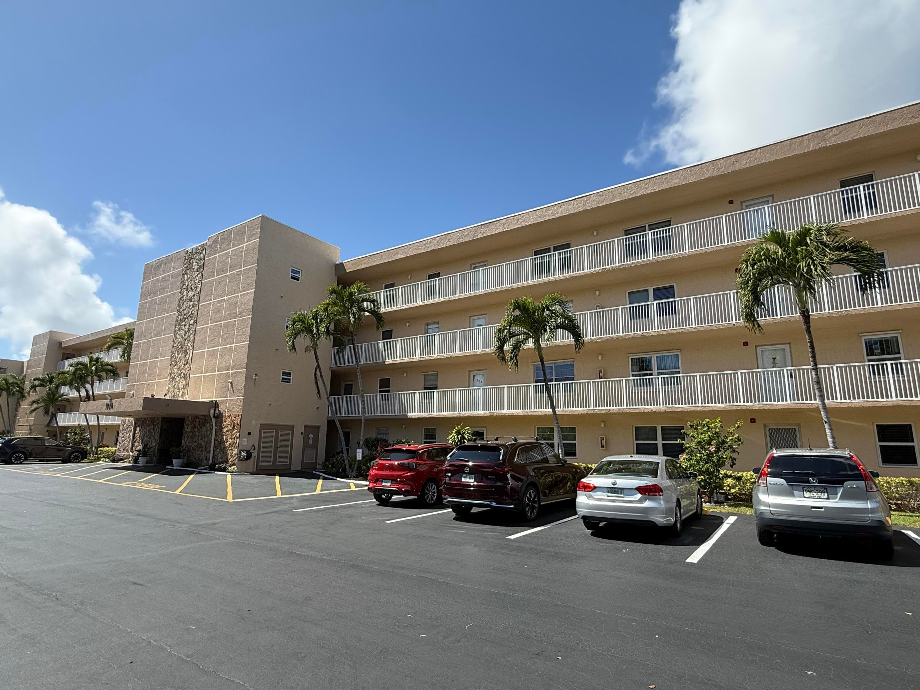 1024 SE 5th Avenue 308, Dania Beach, FL 33004 — photo 37 of 51