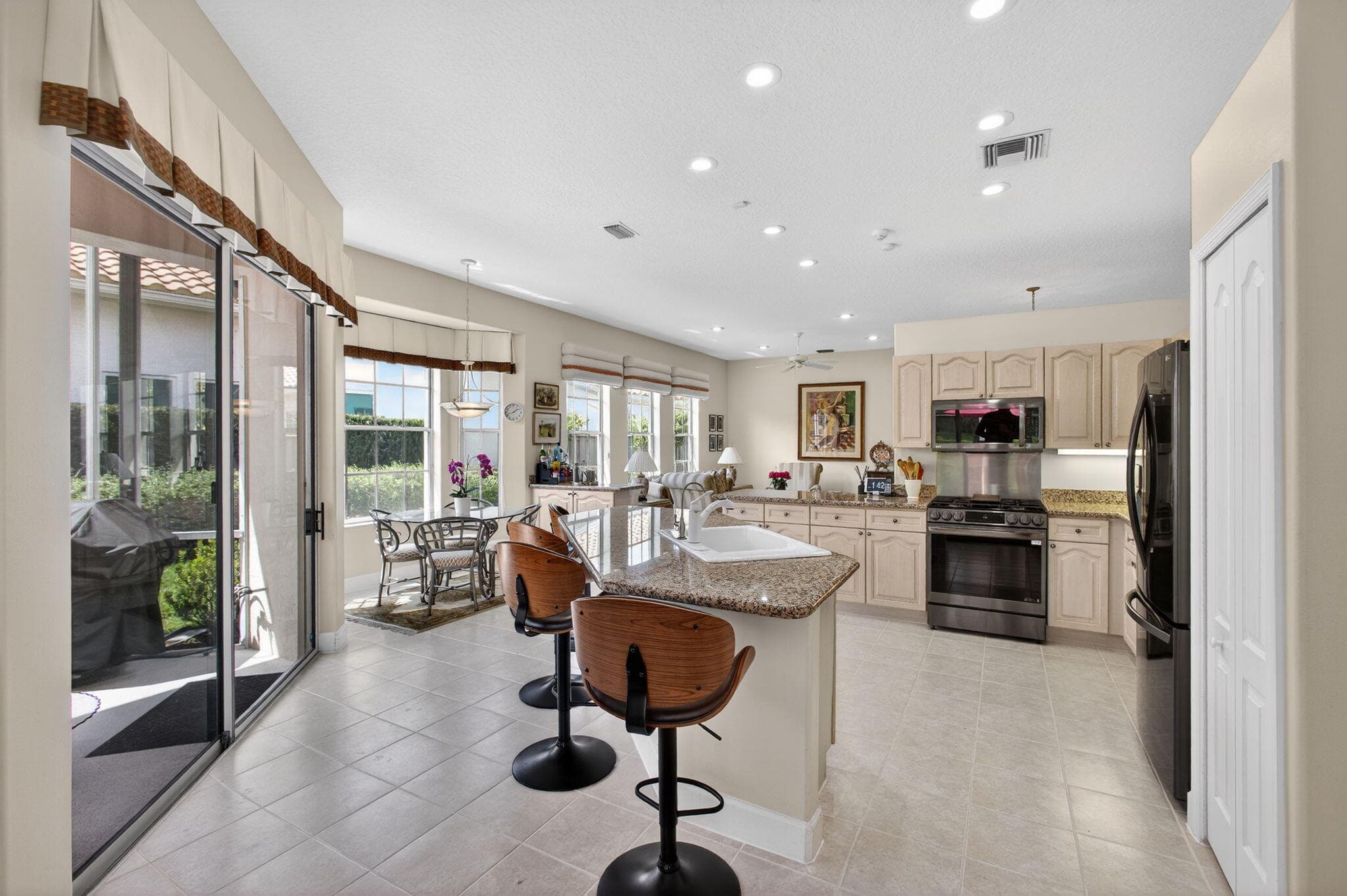 936 Augusta Pointe Drive, Palm Beach Gardens, FL 33418 — photo 46 of 107
