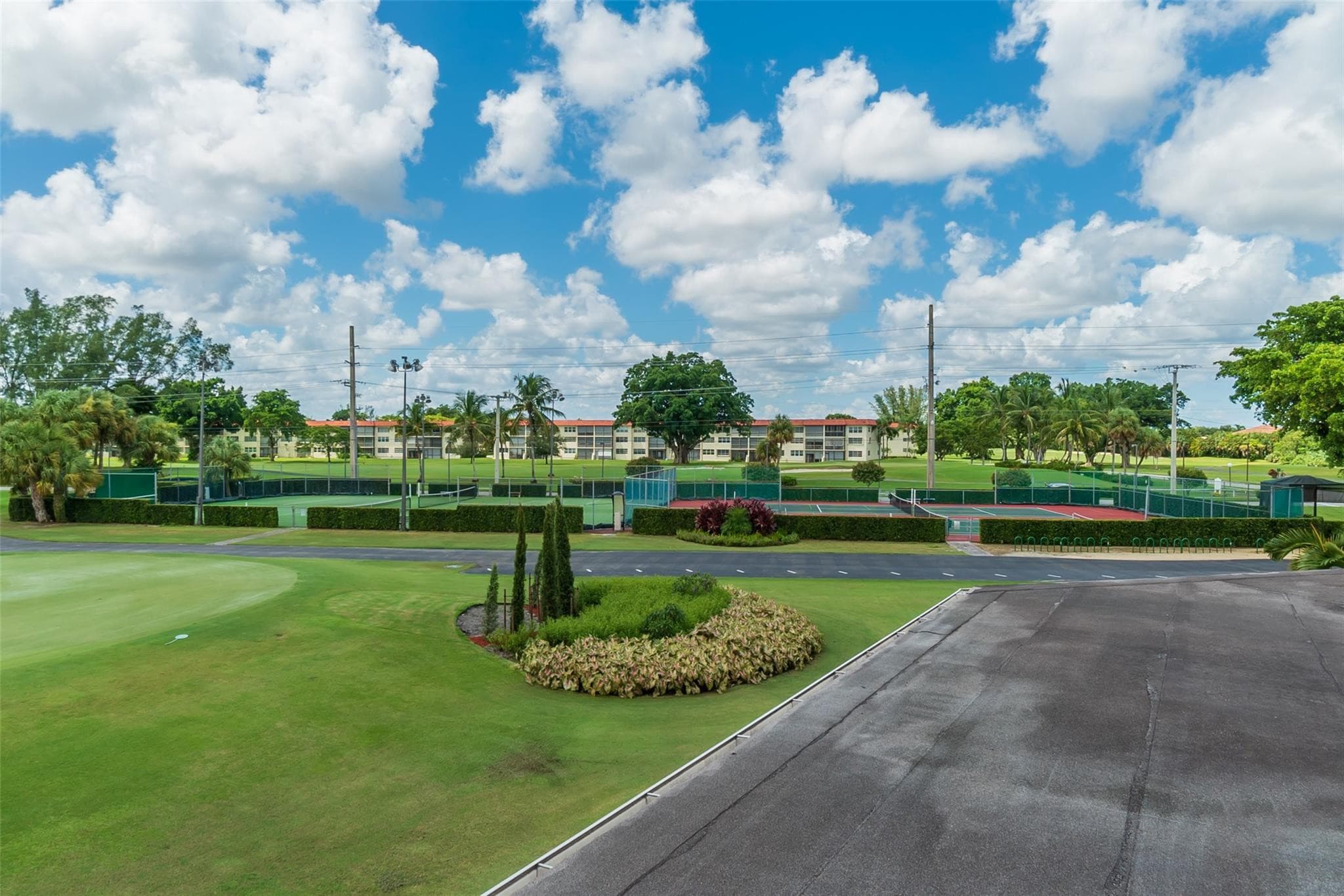 8990 S Hollybrook Boulevard 301, Pembroke Pines, FL 33025 — photo 36 of 52