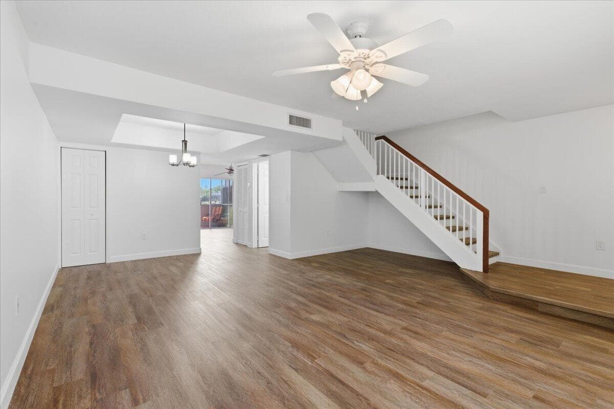 1383 NW 122nd Terrace, Pembroke Pines, FL 33026 — photo 4 of 28