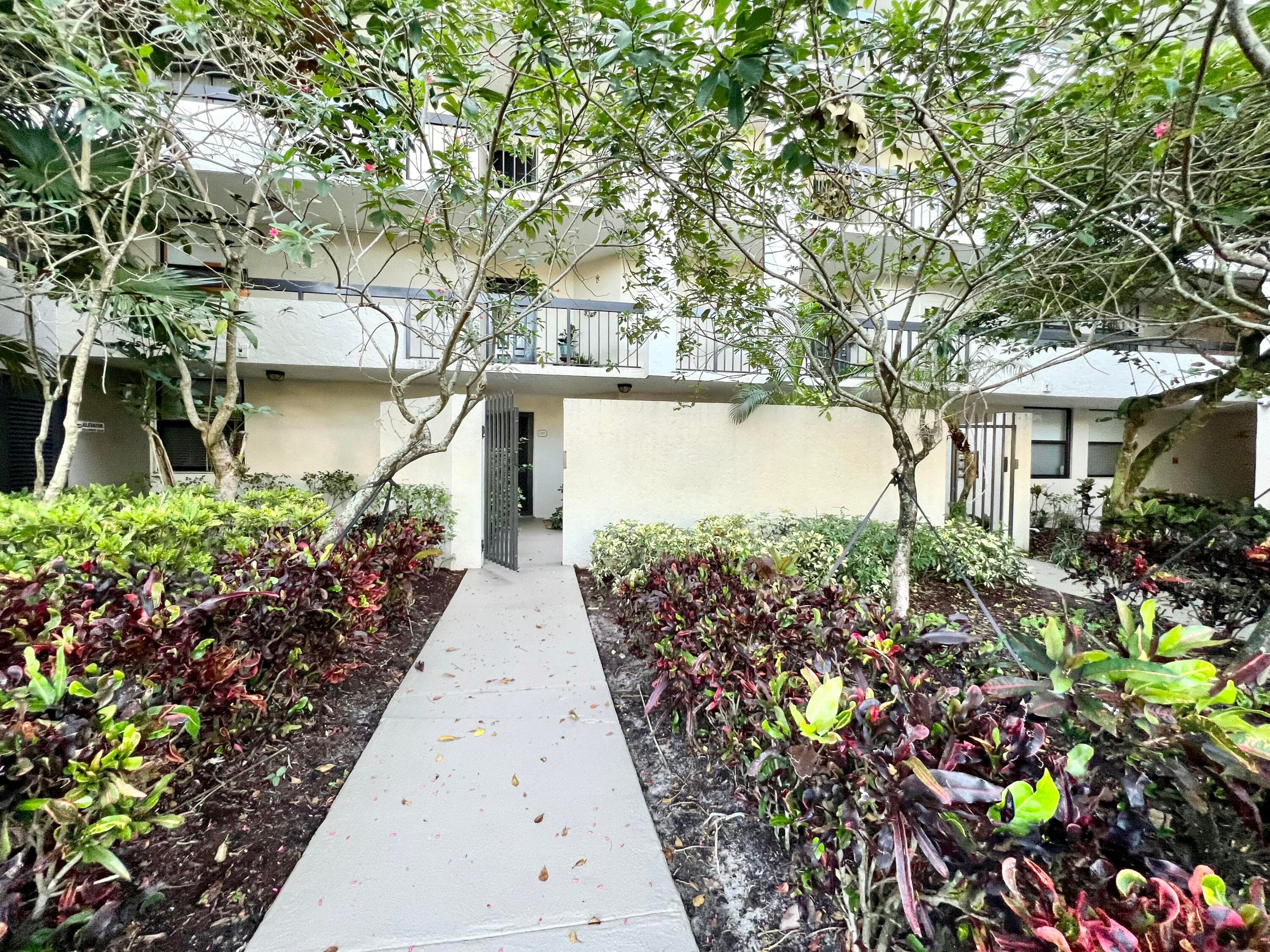 2025 Lavers Circle D107, Delray Beach, FL 33444 — photo 2 of 19