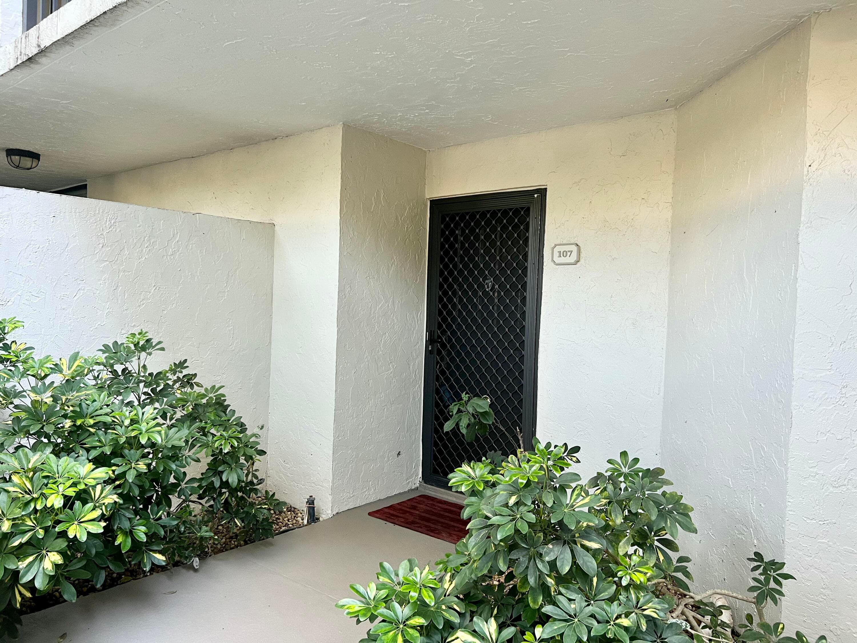 2025 Lavers Circle D107, Delray Beach, FL 33444 — photo 1 of 19