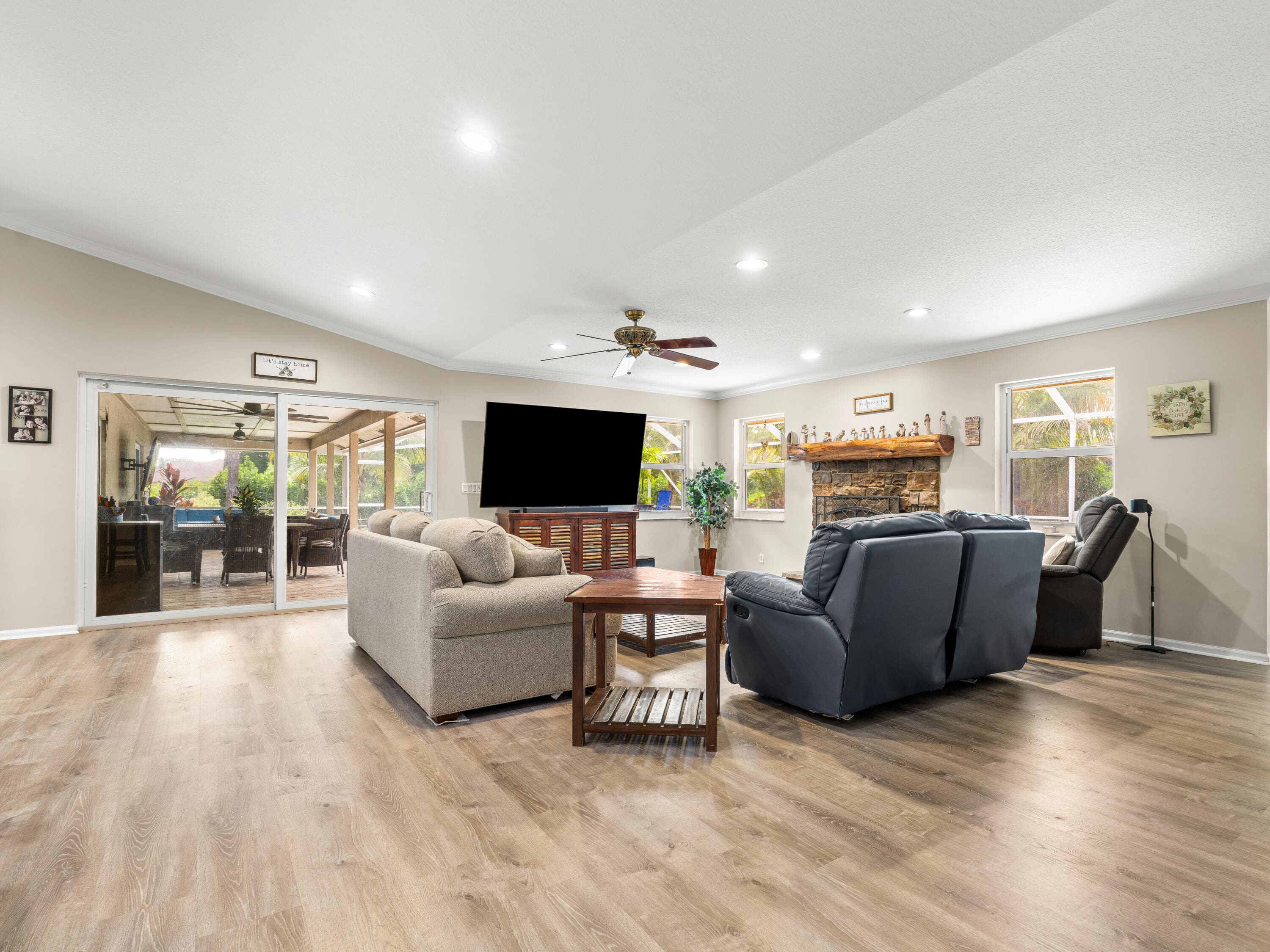 18392 N 50th St Street N, Loxahatchee, FL 33470 — photo 8 of 39