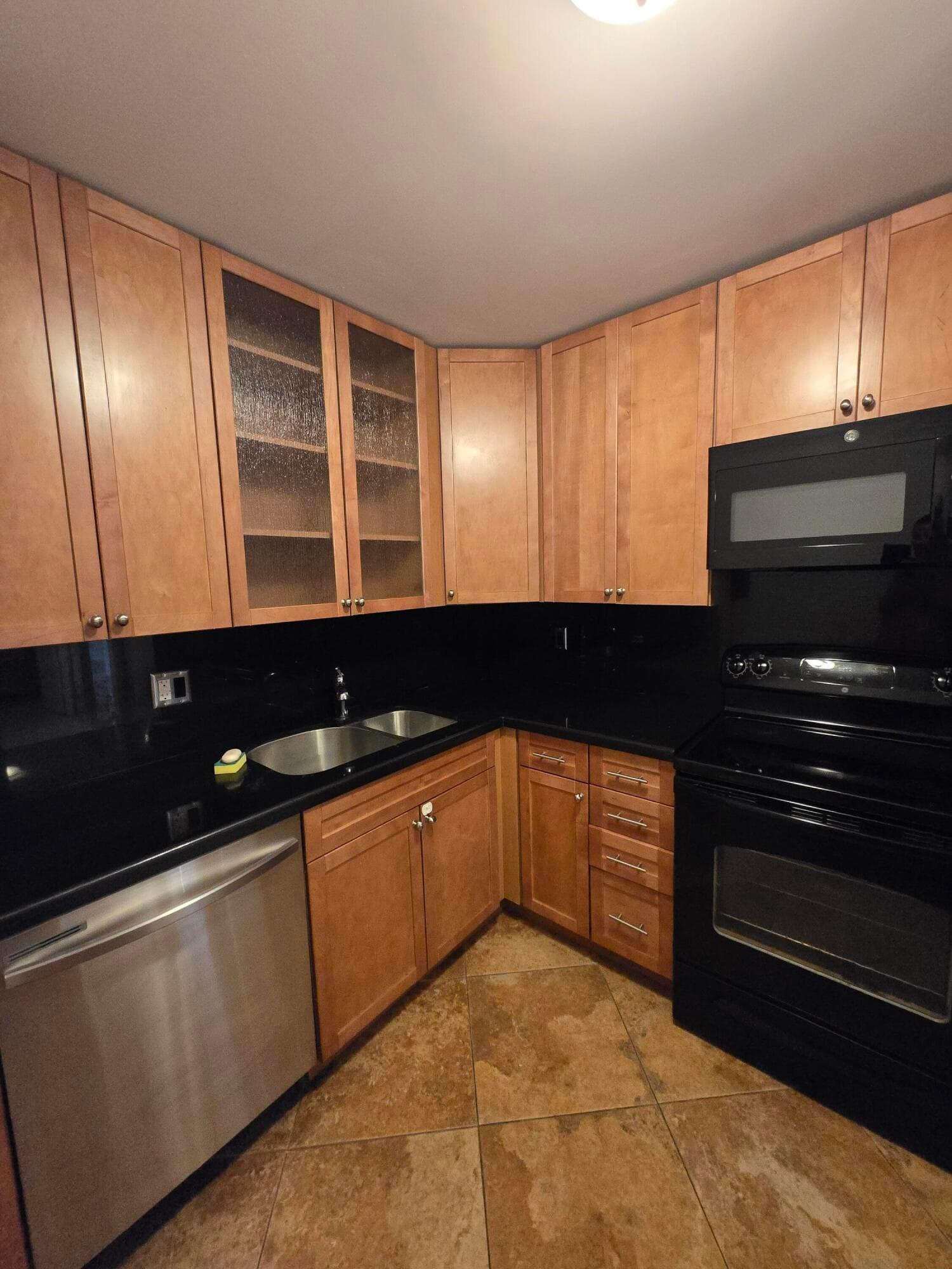2500 Parkview Drive 412, Hallandale Beach, FL 33009 — photo 18 of 41
