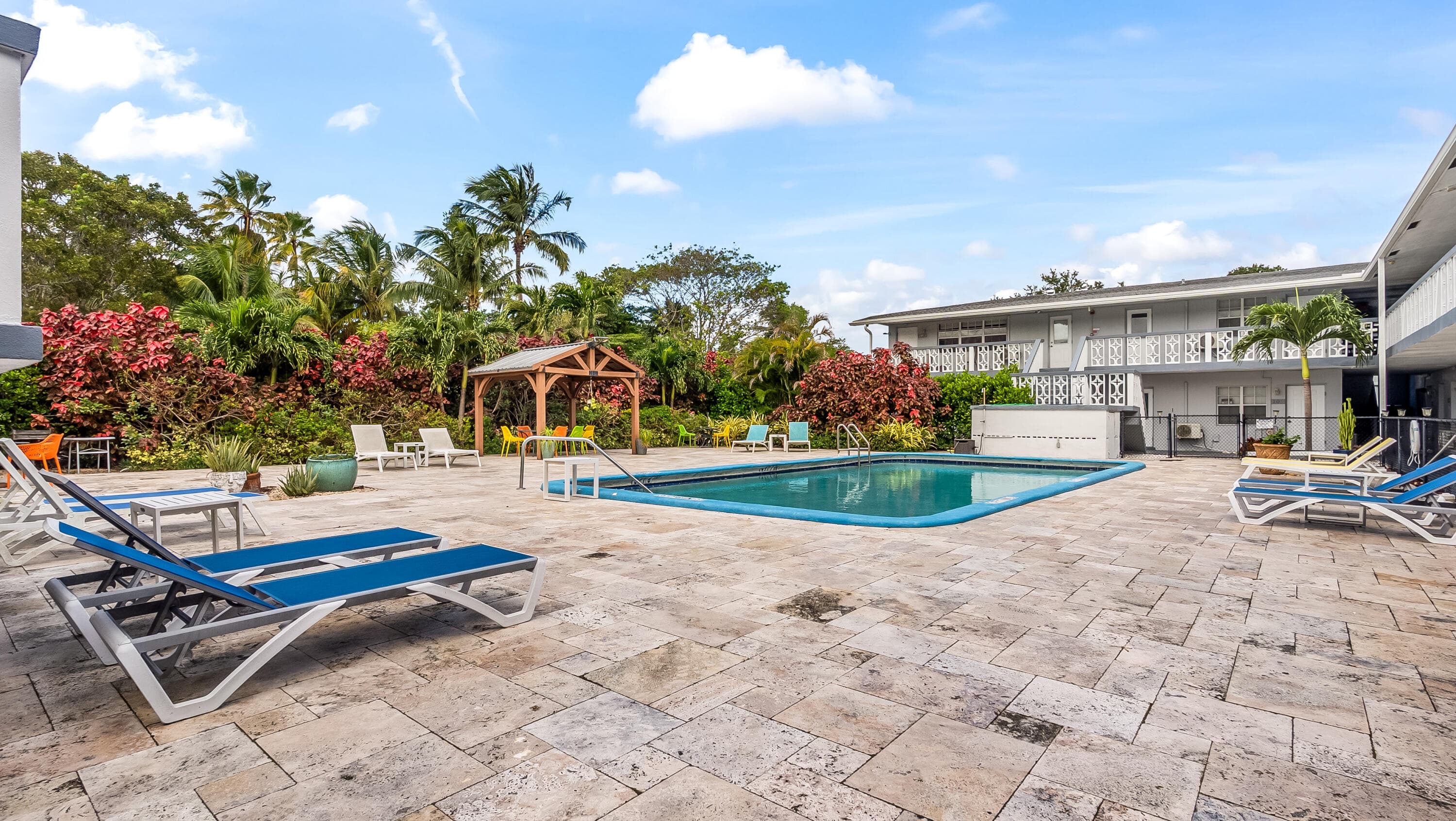 626 SW 14th Avenue 111, Fort Lauderdale, FL 33312 — photo 2 of 13