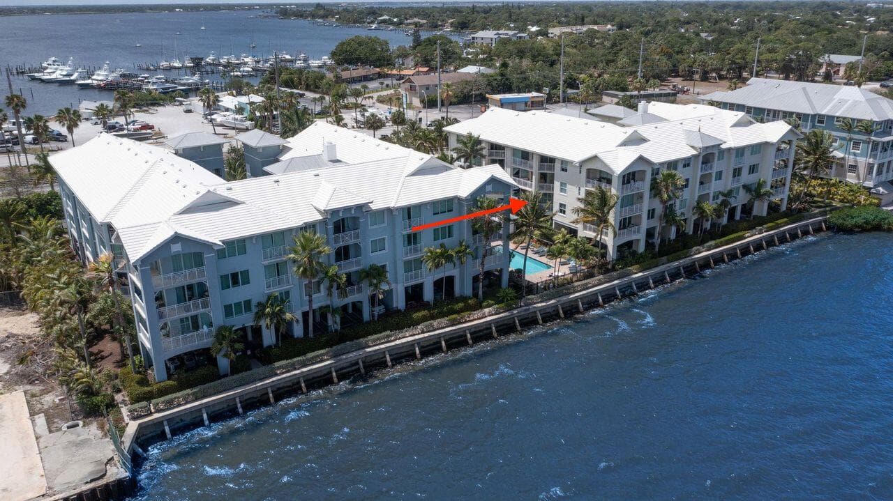 275 NW Flagler Avenue 205, Stuart, FL 34994 — photo 3 of 44