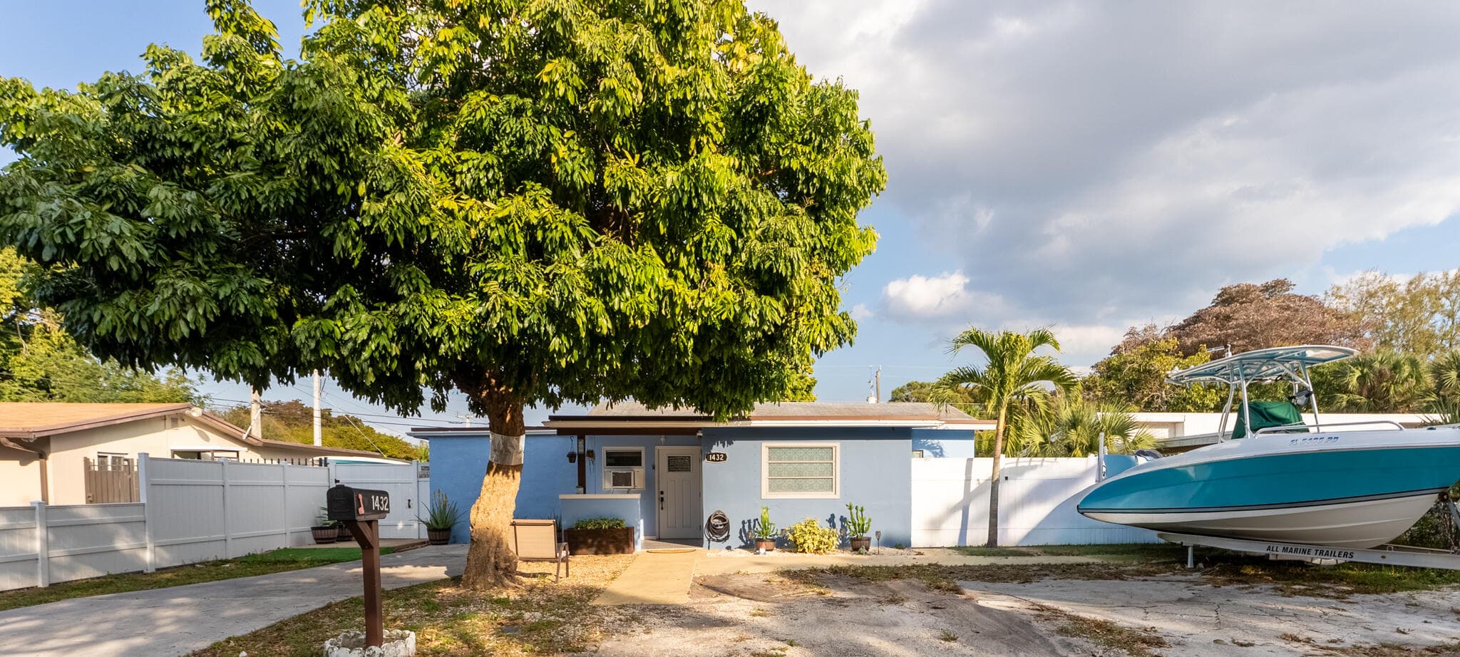 1432 SW 26th Avenue, Fort Lauderdale, FL 33312 — photo 4 of 28