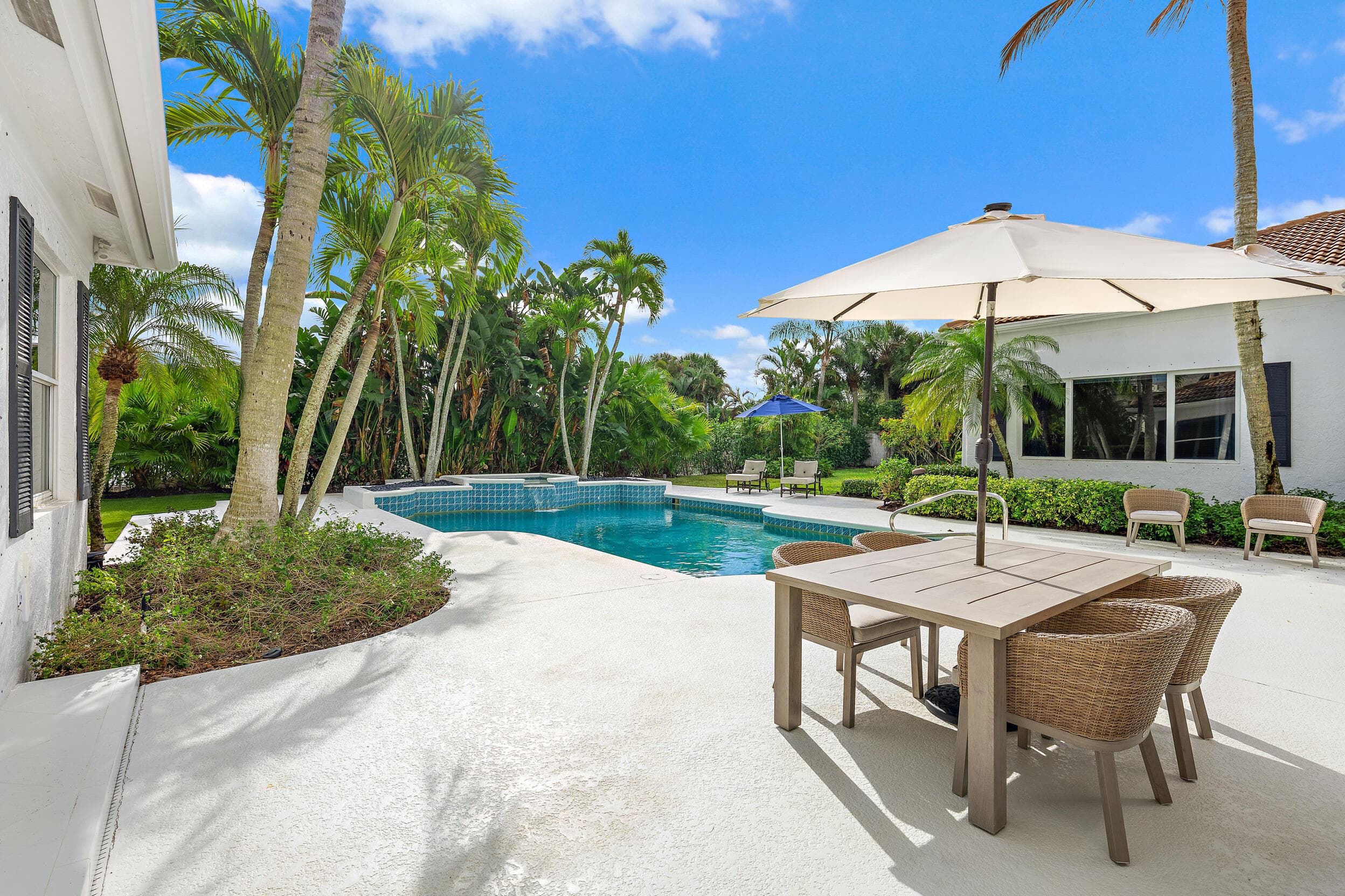 325 Eagle Drive, Jupiter, FL 33477 — photo 2 of 48