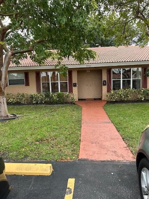 7950 NW 37th Drive E-w, Coral Springs, FL 33065 — photo 1 of 12