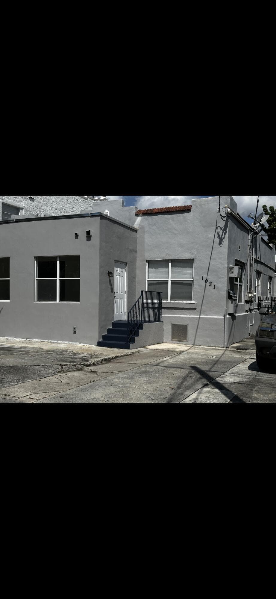 1021 SW 5th Street, Miami, FL 33130 — photo 1 of 12