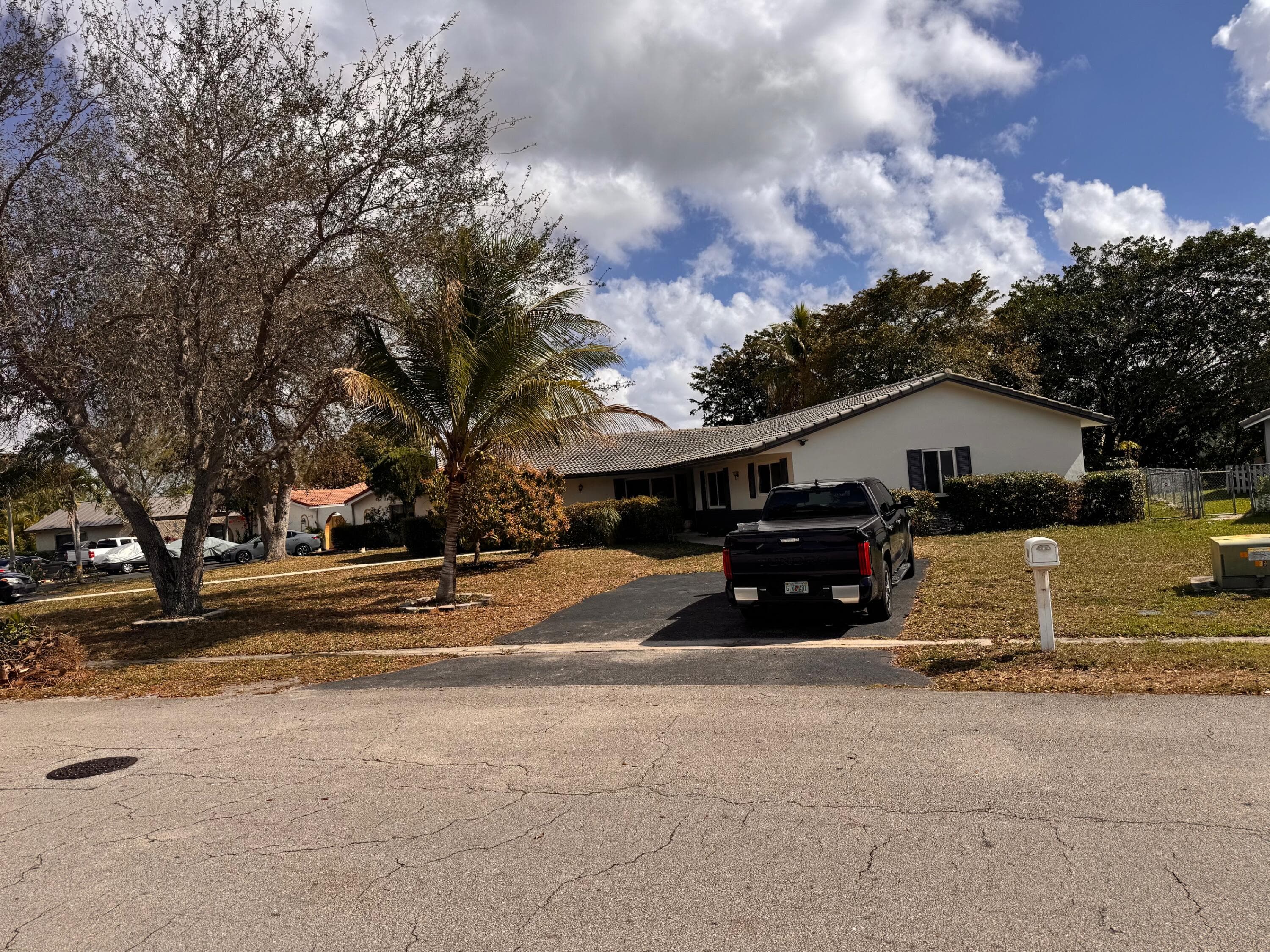 11180 NW 35th Street, Coral Springs, FL 33065 — photo 1 of 19