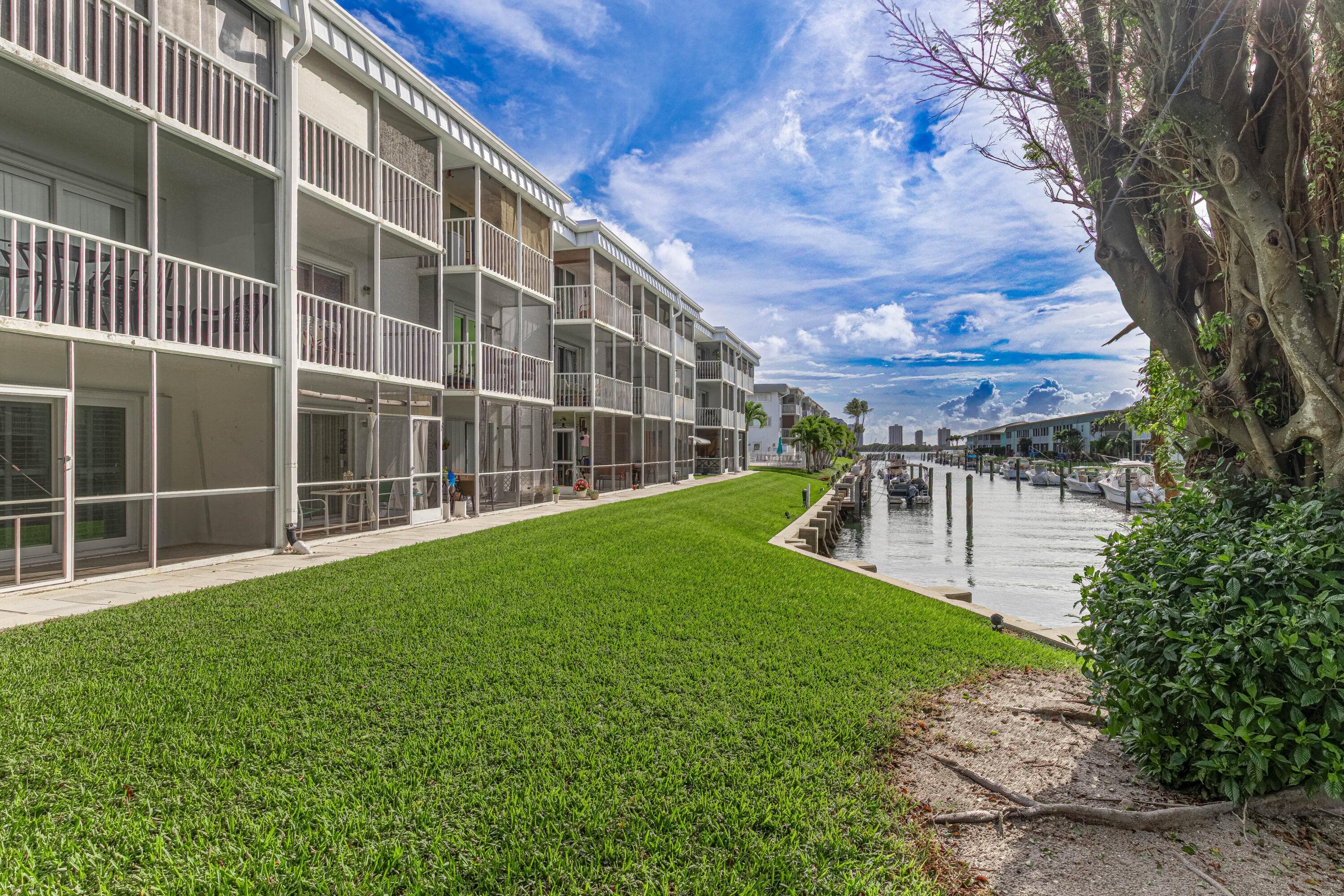 130 Doolen Court 108, North Palm Beach, FL 33408 — photo 39 of 43