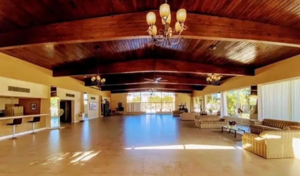 500 Executive Center Drive 3i, West Palm Beach, FL 33401 — photo 11 of 13