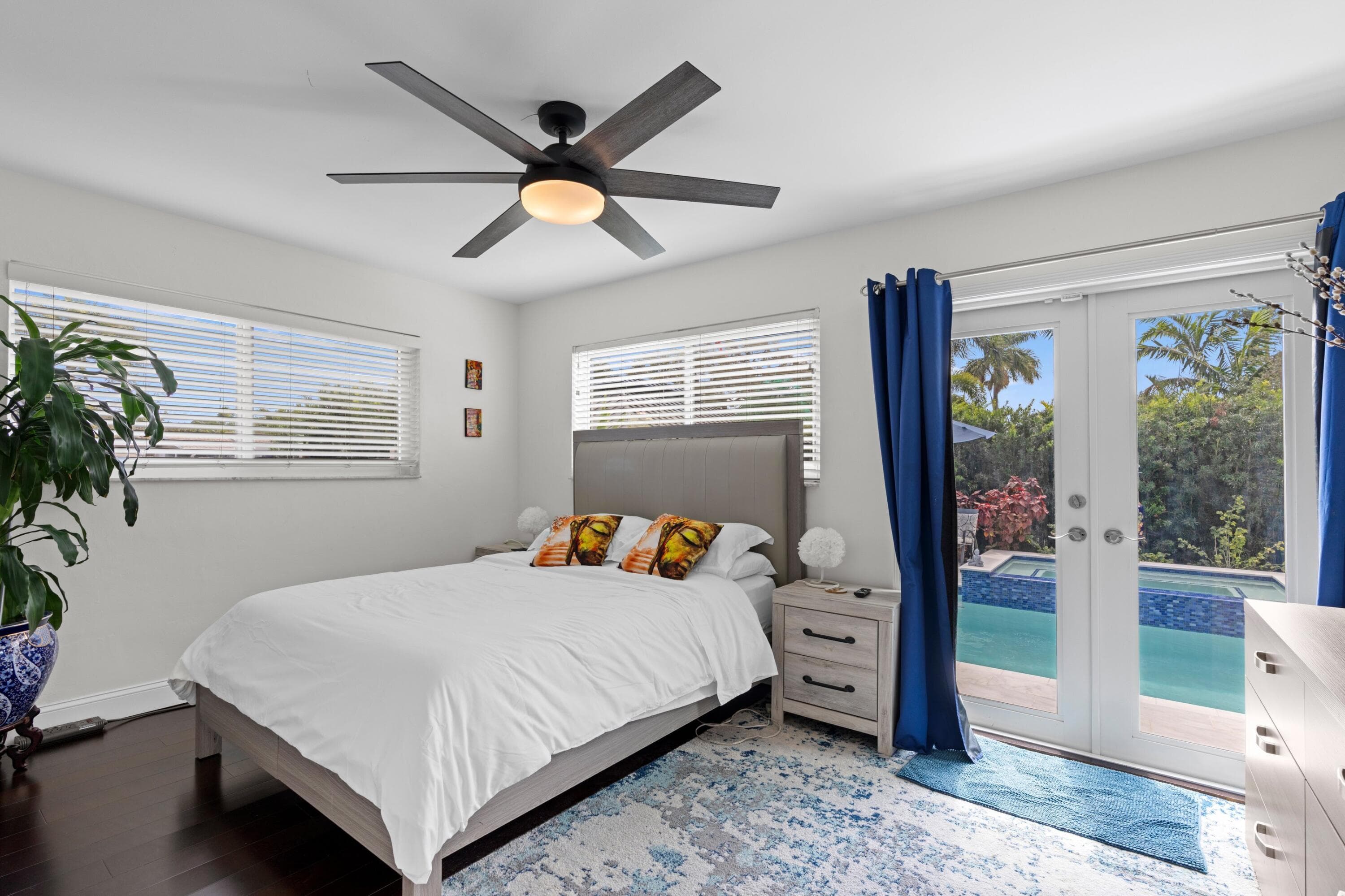 3705 NE 16th Avenue, Oakland Park, FL 33334 — photo 12 of 44