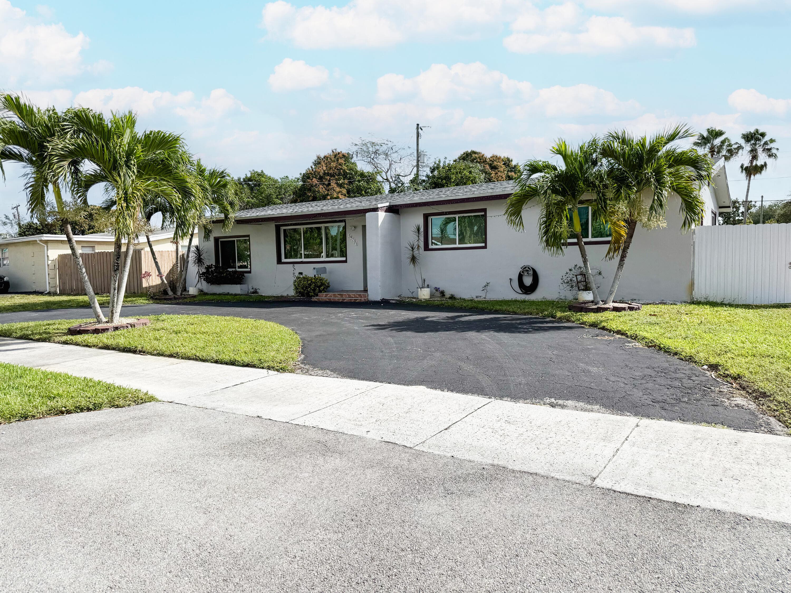 19731 NW 4th Avenue, Miami Gardens, FL 33169 — photo 1 of 27