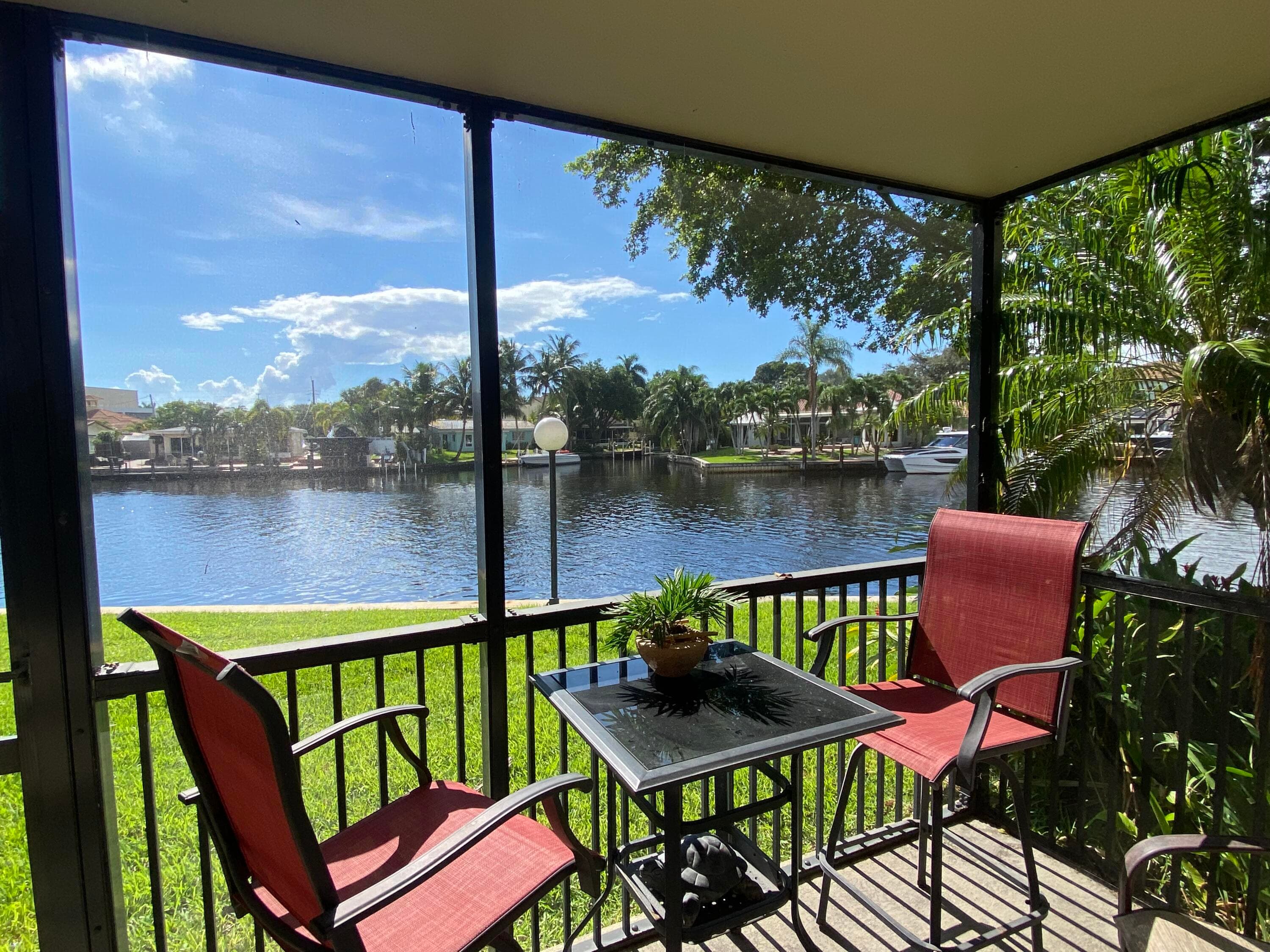 14 Royal Palm Way 106, Boca Raton, FL 33432 — photo 36 of 49