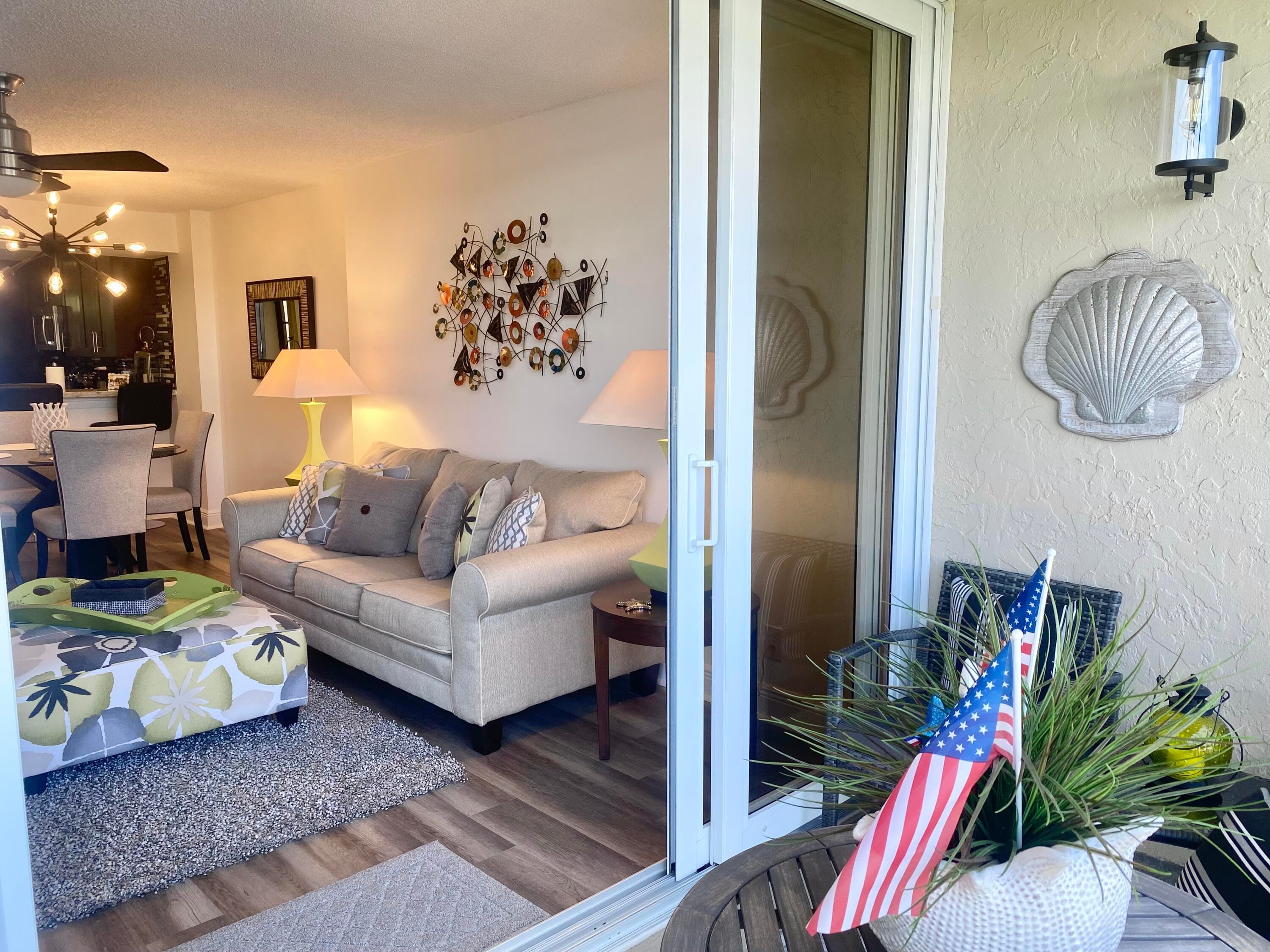 18 Royal Palm Way 306, Boca Raton, FL 33432 — photo 9 of 39