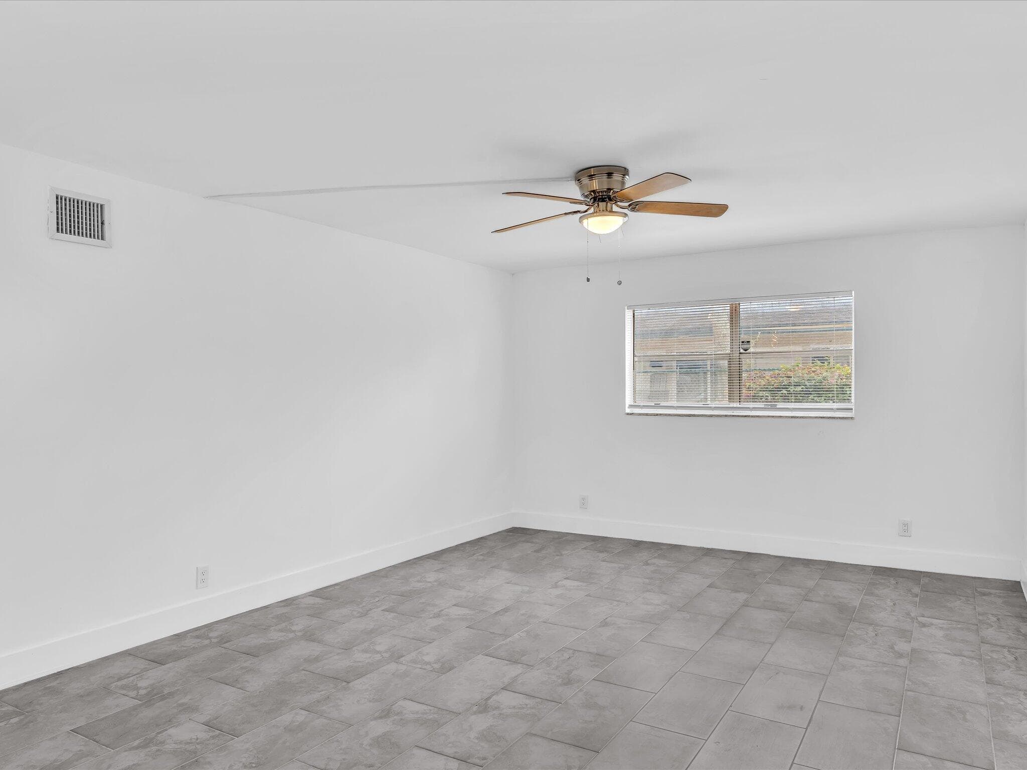 7430 Kimberly Boulevard 102d, North Lauderdale, FL 33068 — photo 7 of 47