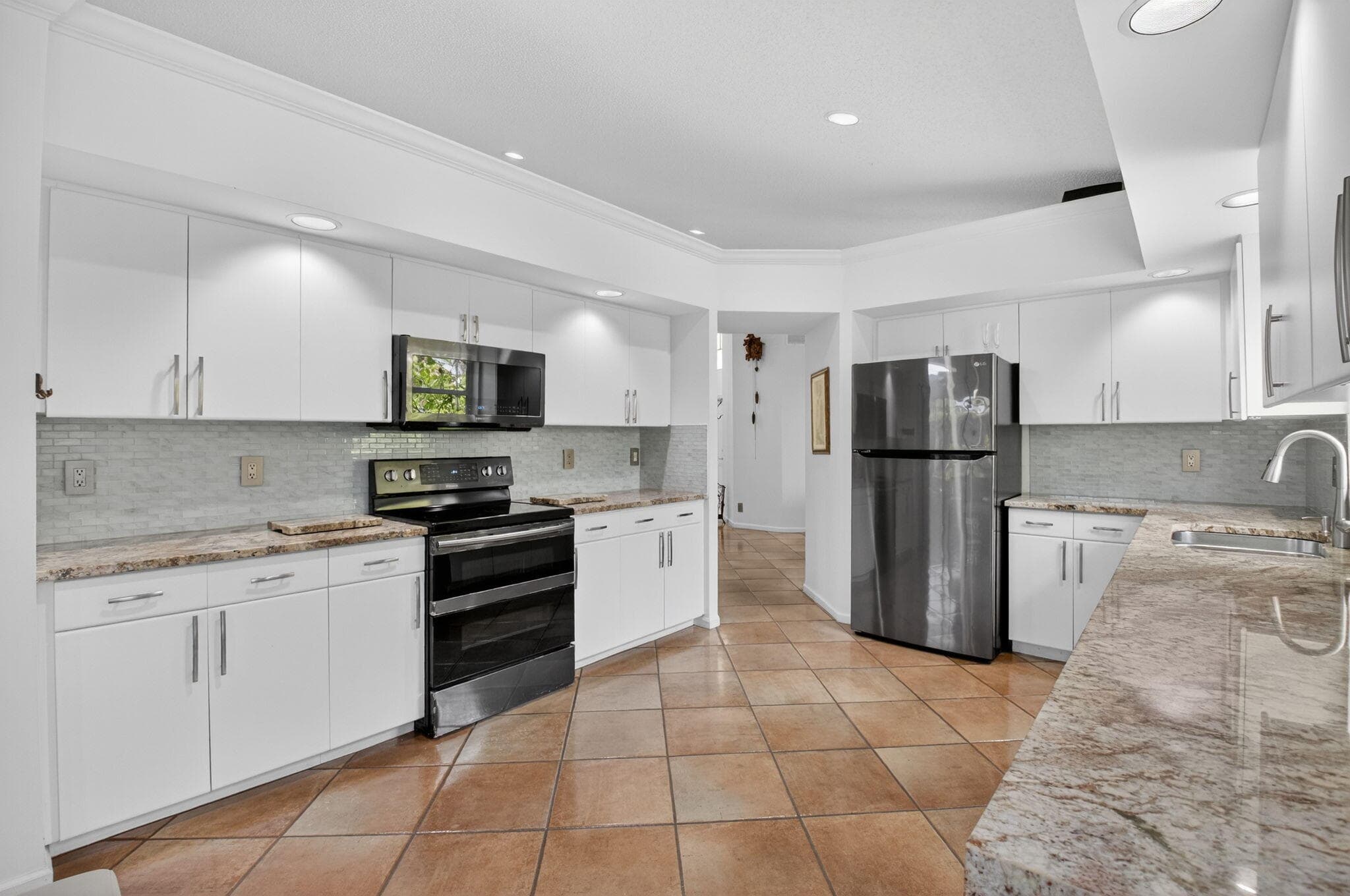 11590 Creekside Drive, Boynton Beach, FL 33437 — photo 10 of 25