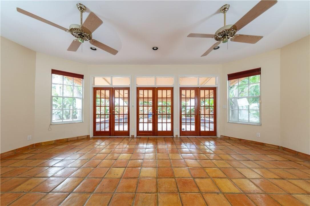 805 SE 10th Street, Fort Lauderdale, FL 33316 — photo 28 of 33