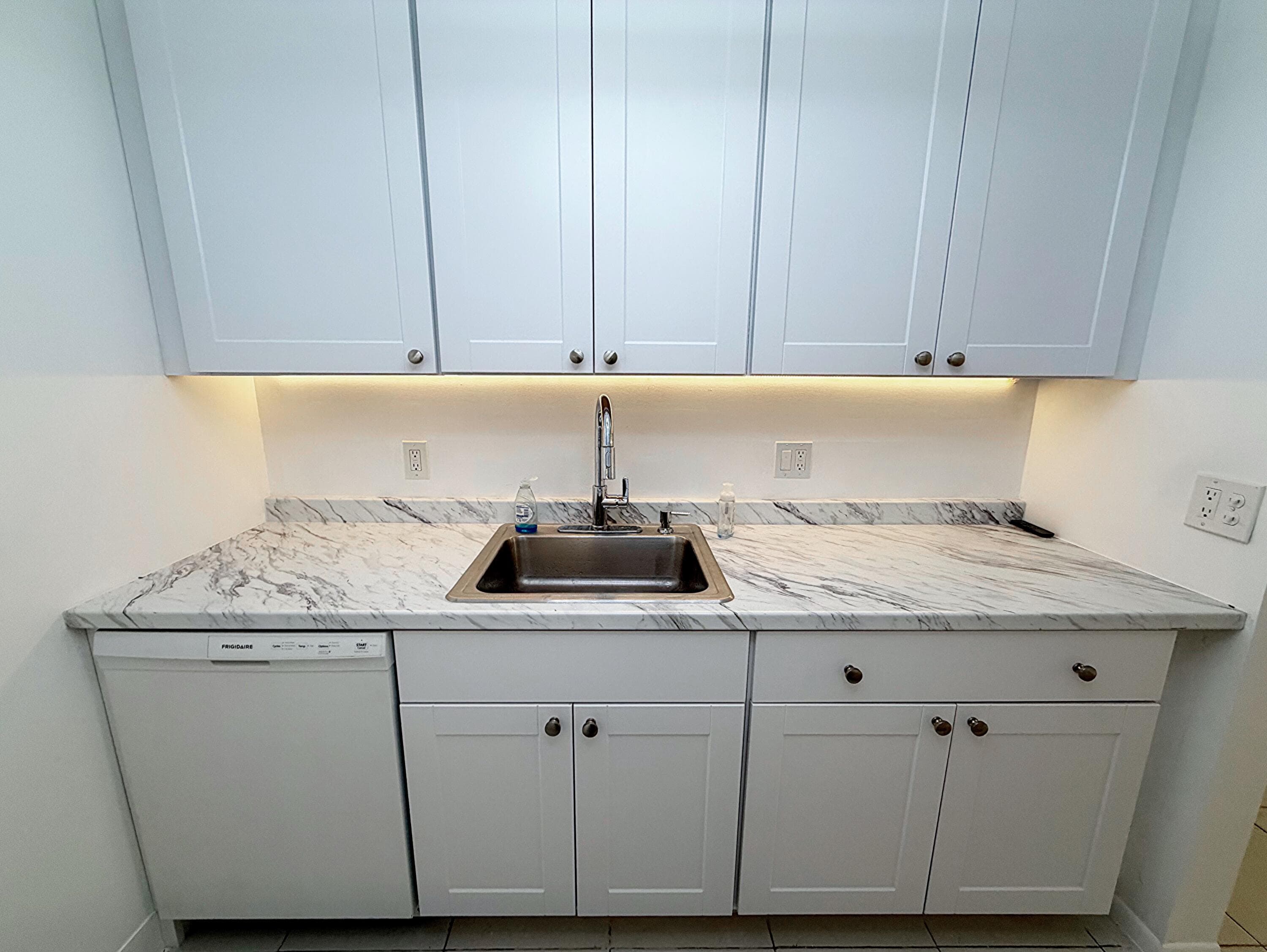 650 SW 2nd SW 2480, Boca Raton, FL 33432 — photo 15 of 30
