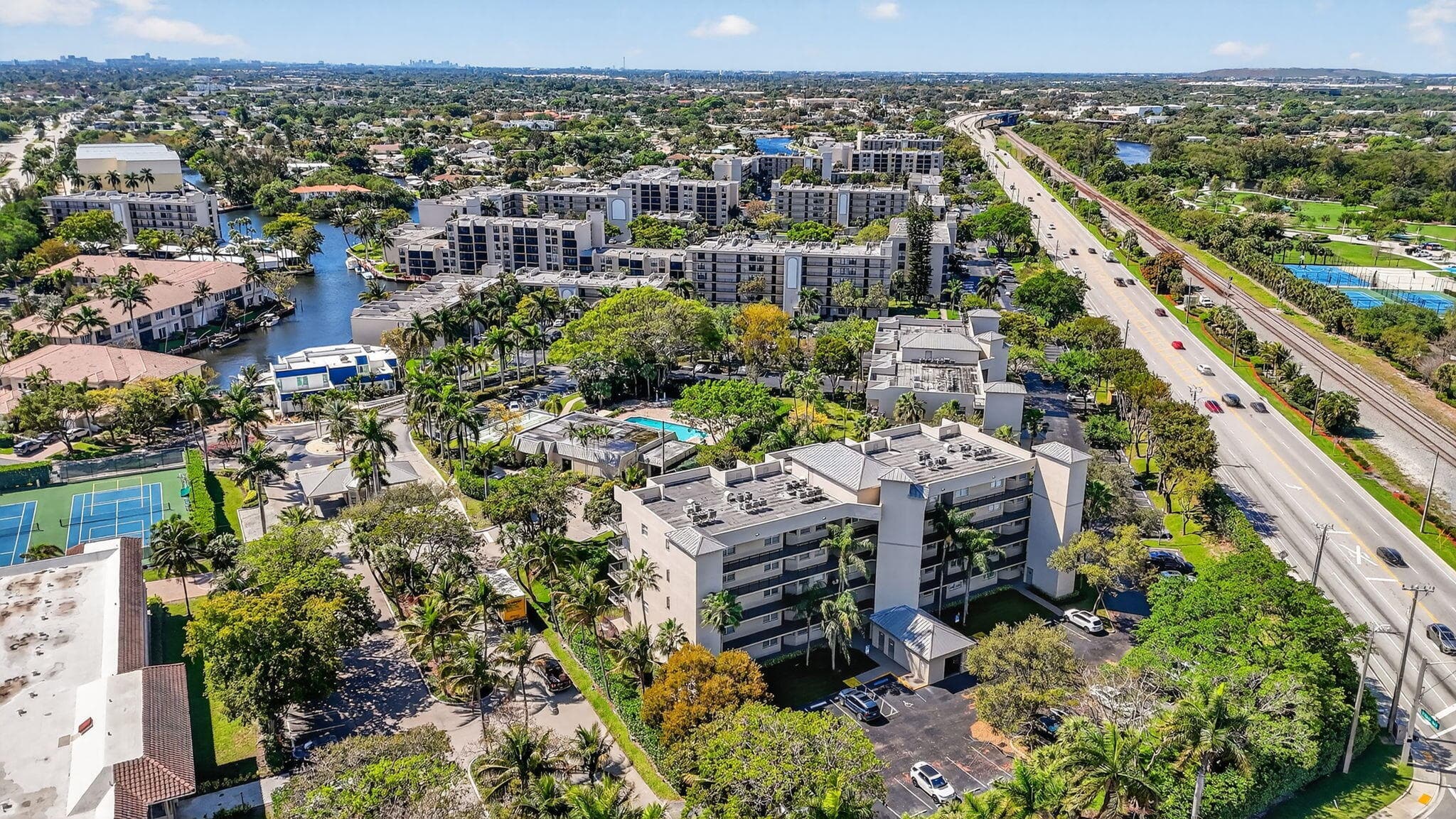 26 Royal Palm Way 403, Boca Raton, FL 33432 — photo 37 of 55