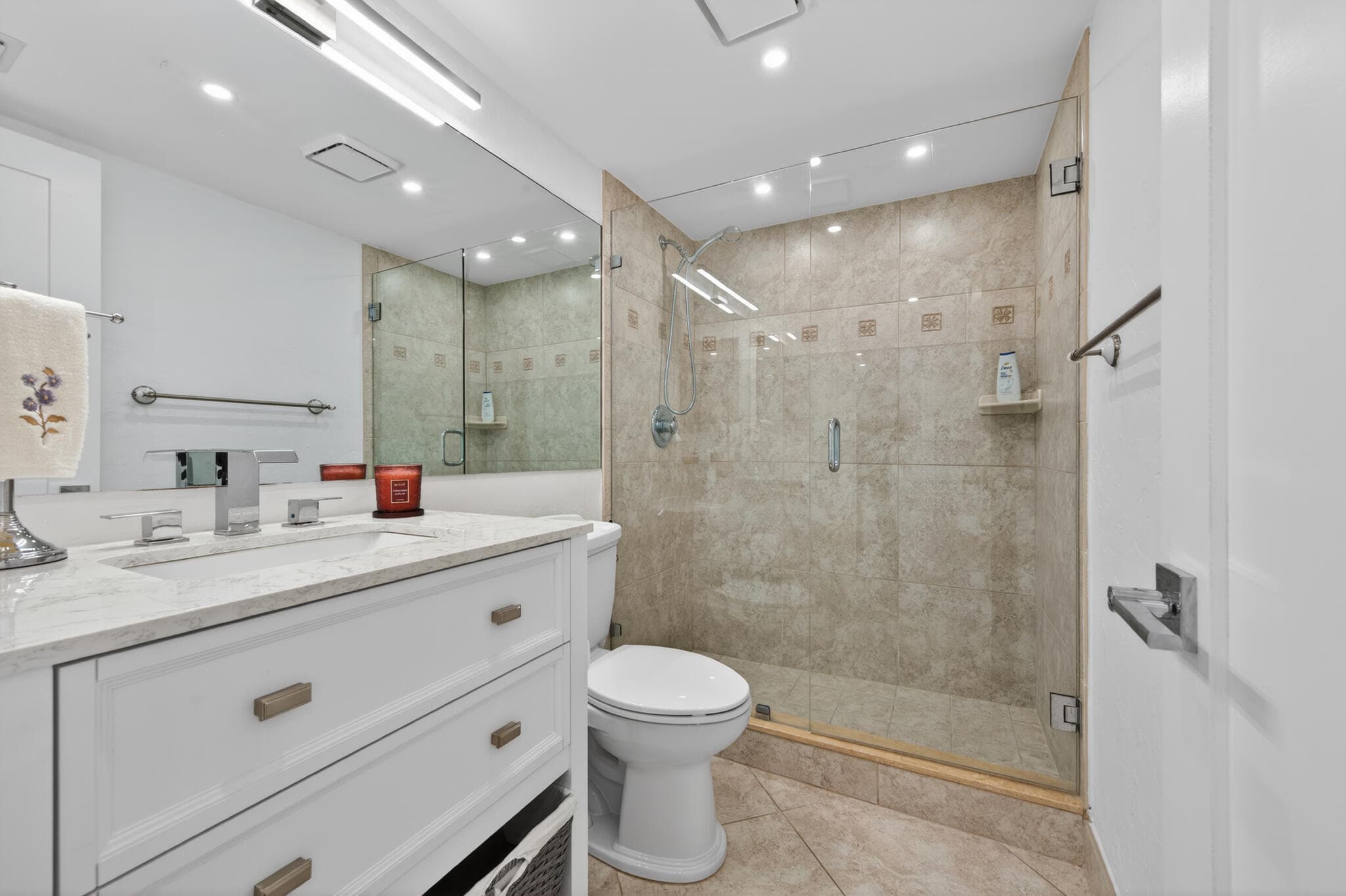 4200 N Ocean Drive 1-1101, Riviera Beach, FL 33404 — photo 26 of 37