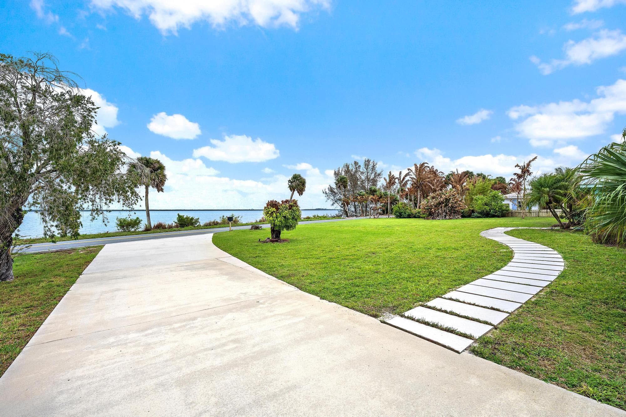 6205 S Indian River Drive, Fort Pierce, FL 34982 — photo 2 of 43