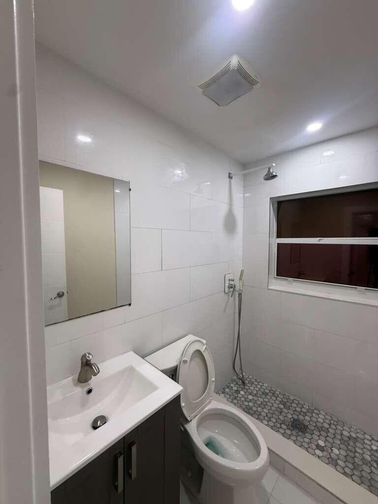 3373 SW 7th Street, Miami, FL 33135 — photo 4 of 23