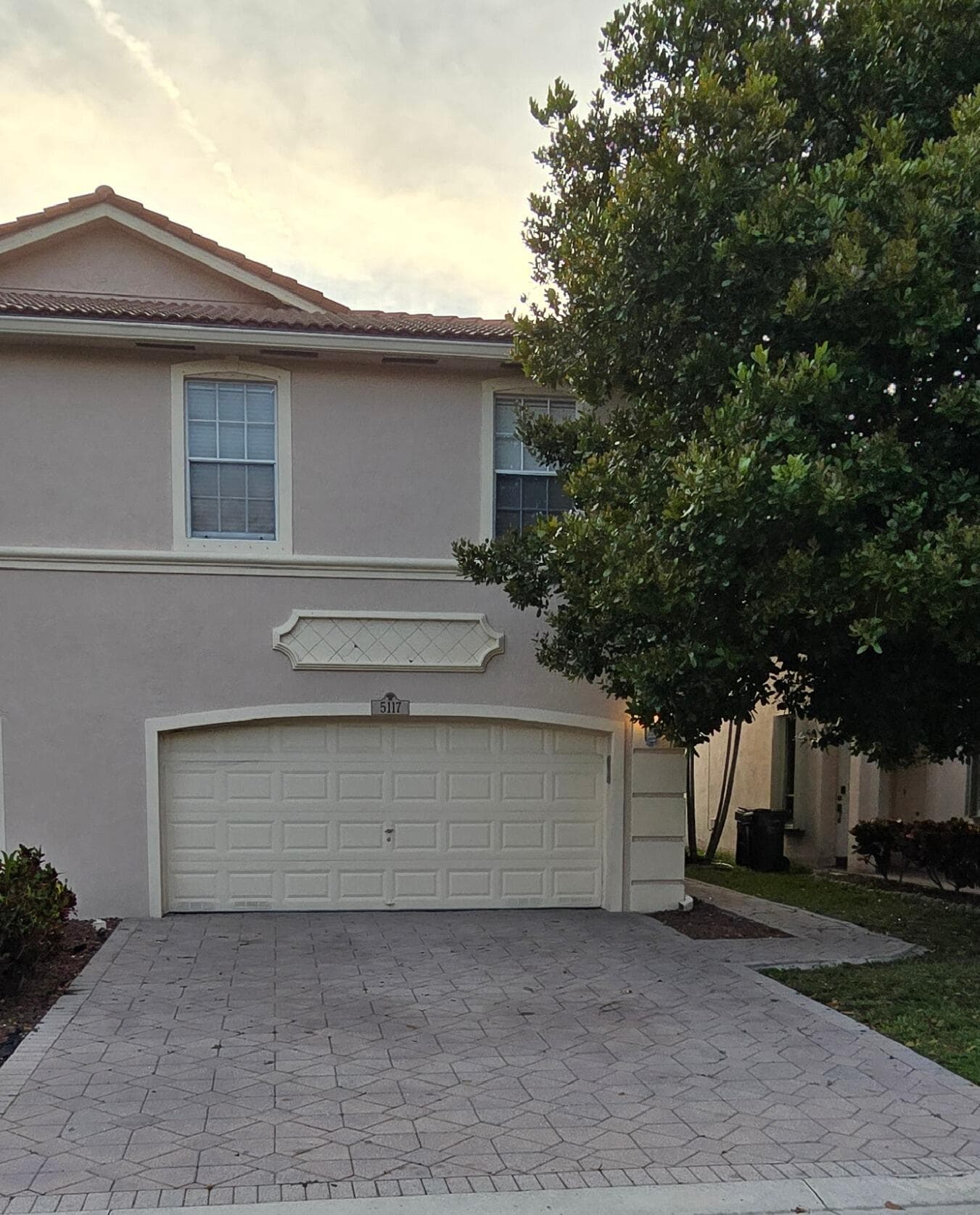 5117 Meadow Oaks Drive, Coconut Creek, FL 33073 — photo 1 of 18
