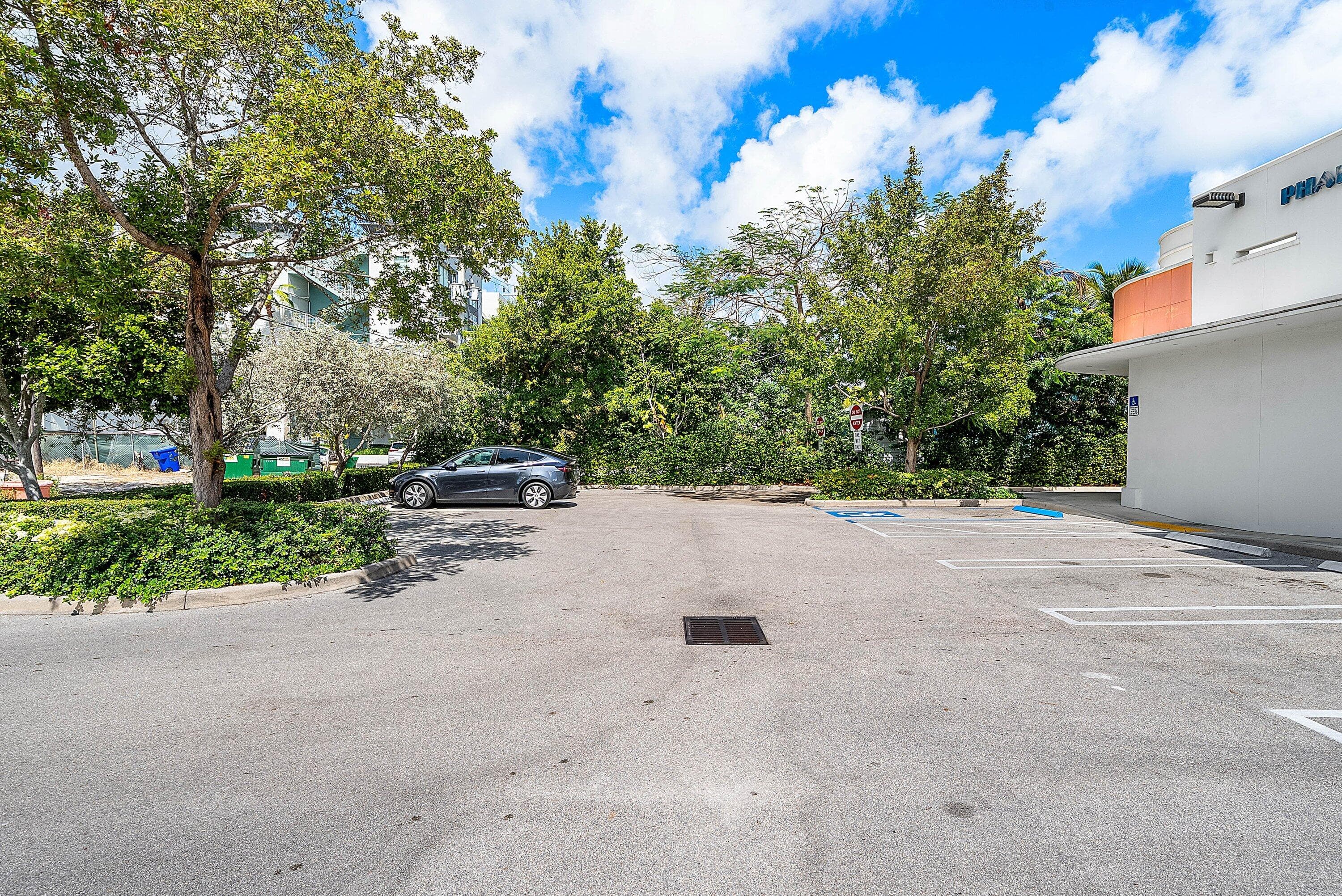124 NE 5th Avenue, Delray Beach, FL — photo 9 of 88