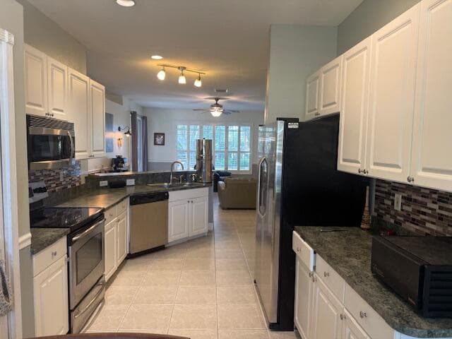 614 NE Muskrat Run, Port St. Lucie, FL 34983 — photo 12 of 28