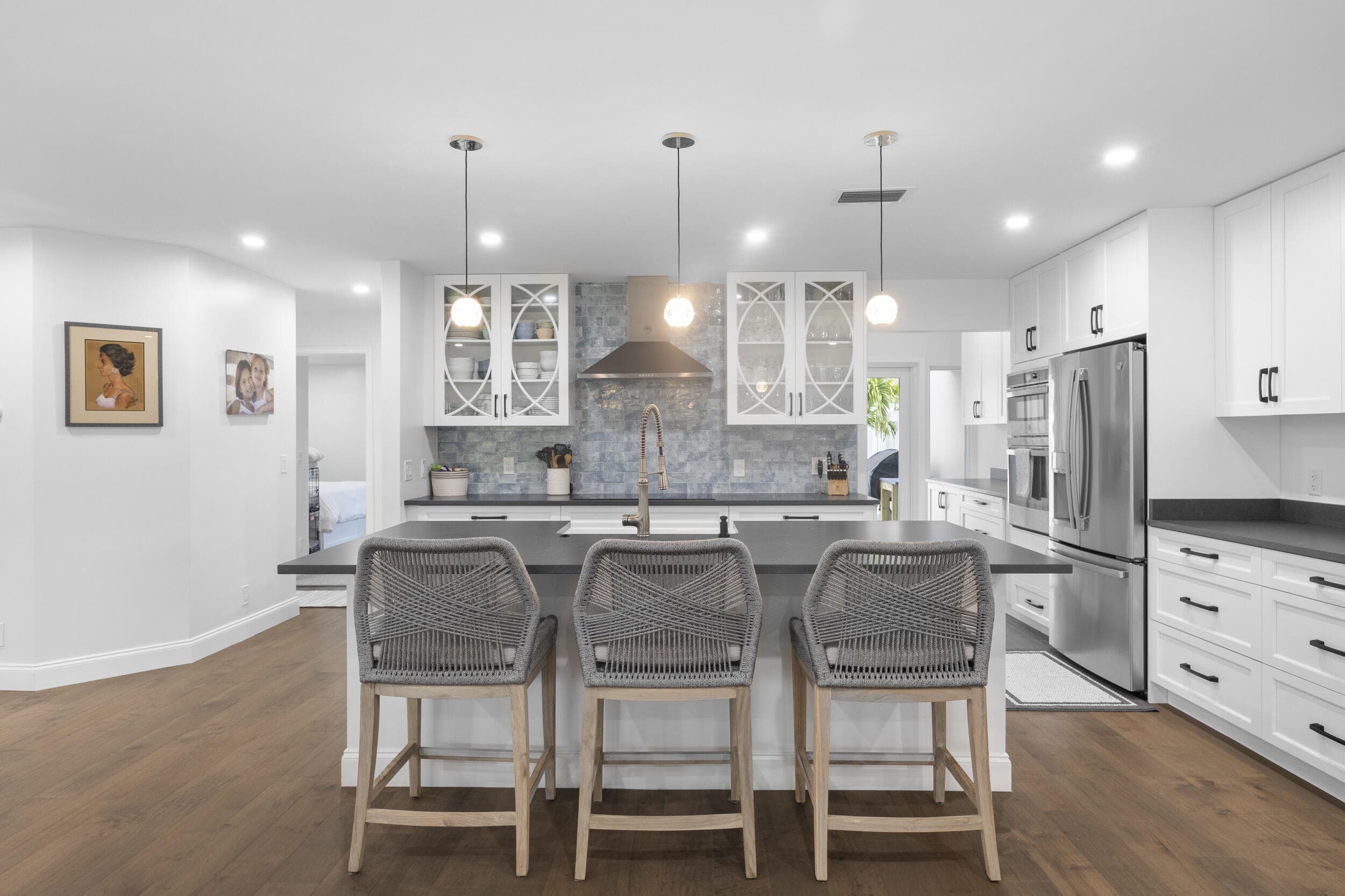 17235 Bay Street, Jupiter, FL 33477 — photo 9 of 47