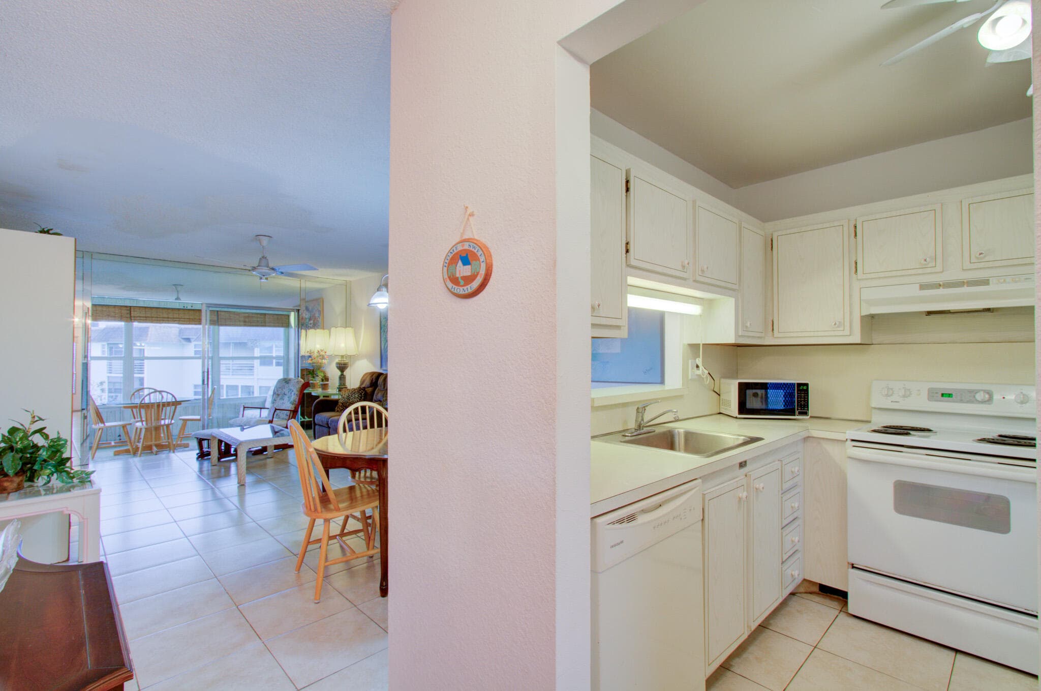 3500 NW 48th 615, Lauderdale Lakes, FL 33319 — photo 19 of 34